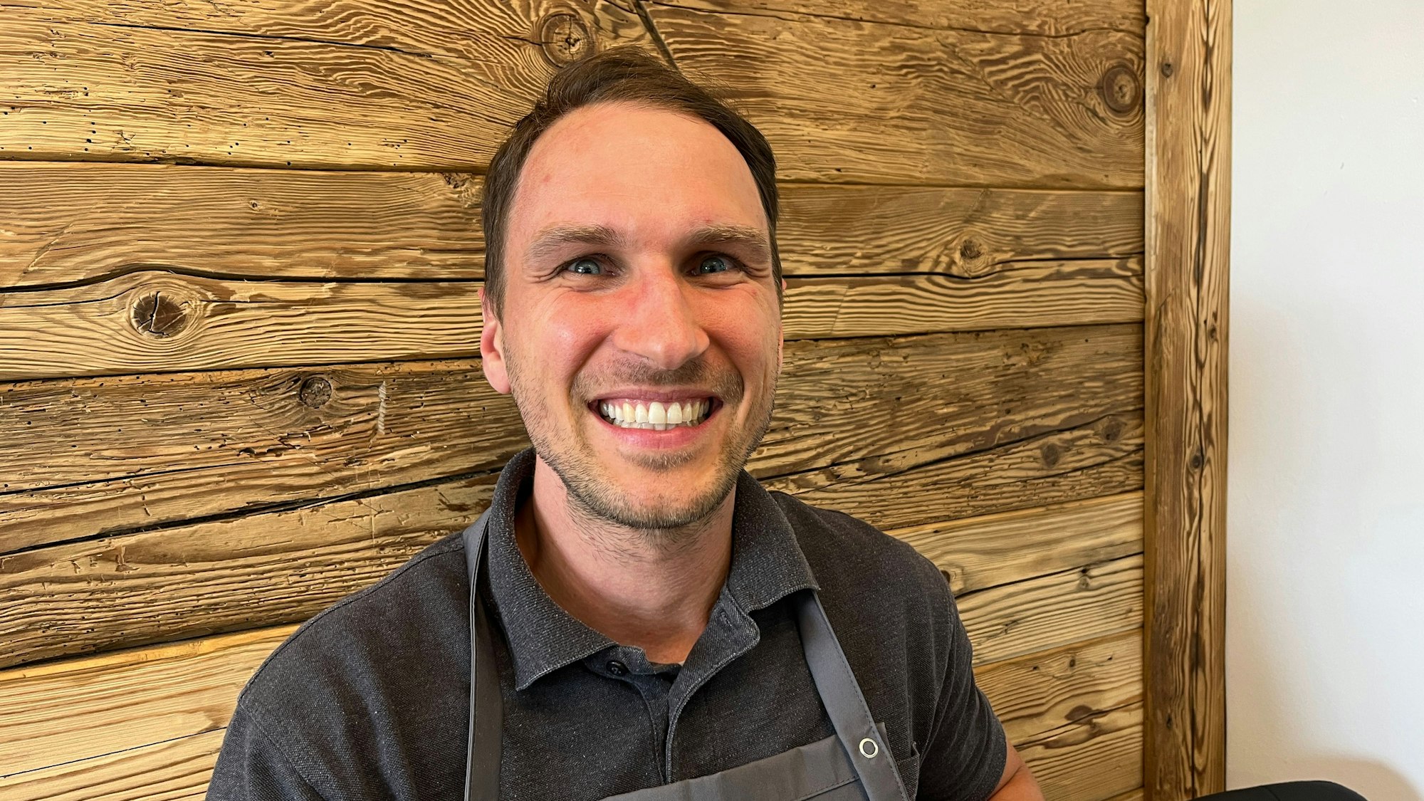 Matthias Nowak hat während der Corona-Pandemie sein Restaurant „Just be healthy“ in Hennef am Bahnhof eröffnet.