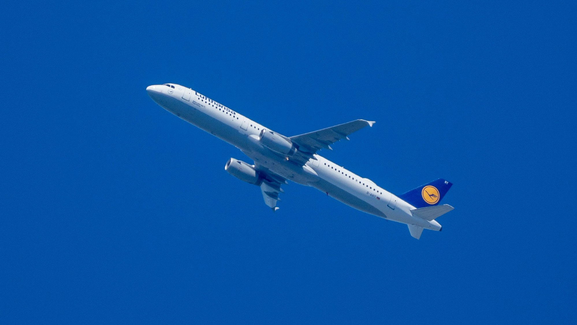Ein Airbus A 321 der Lufthansa: Auf einem Flug von Frankfurt nach Sevilla kam es am 17. Februar zu einem Zwischenfall (Symbolbild).++