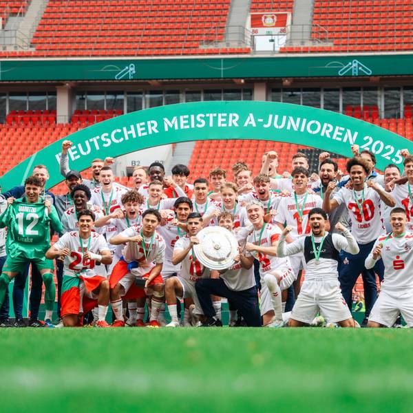 Finale Deutsche Meisterschaft U 19-DFB-Nachwuchsliga: Bayer 04 Leverkusen - 1. FC Köln 18.05.2025 1. FC Köln wird Meister in der U19-DFB-Nachwuchsliga. Finale Deutsche Meisterschaft der U 19-DFB-Nachwuchsliga: Bayer 04 Leverkusen - 1. FC Köln Leverkusen, BayArena am 18.05.2025 Copyright: xBEAUTIFULxSPORTS/Freisenx