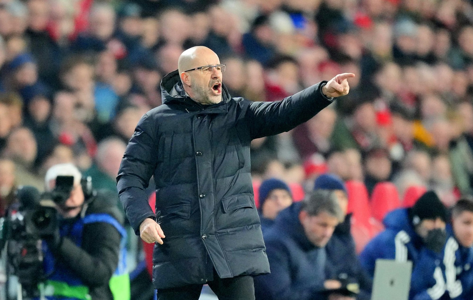 Dramatische Aufholjagd gekrönt: Trainer Peter Bosz holt mit der PSV Eindhoven die Meisterschaft.