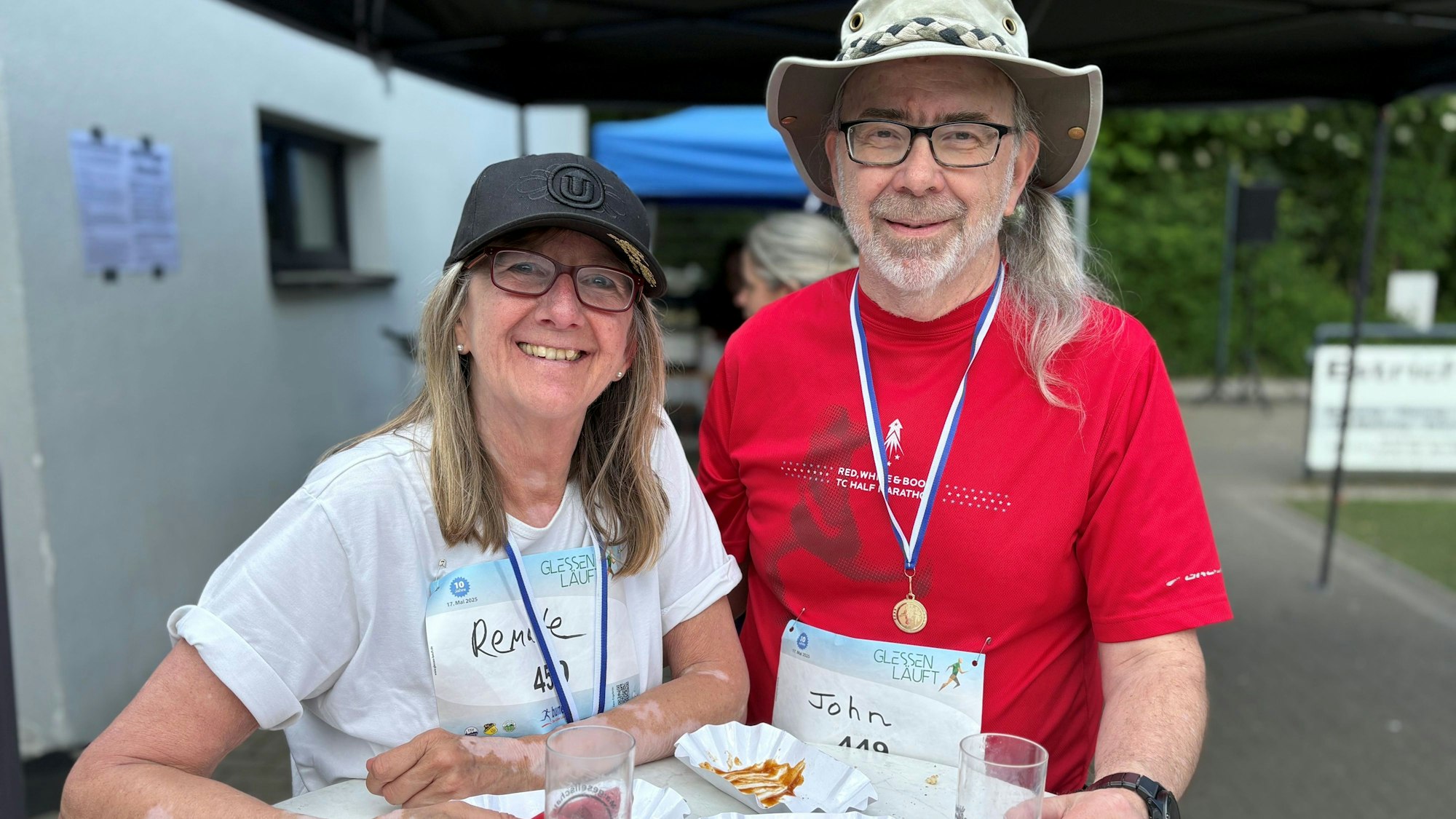 Renate Jansen und John Ziegler verbindet eine rund 50-jährige Brieffreundschaft.