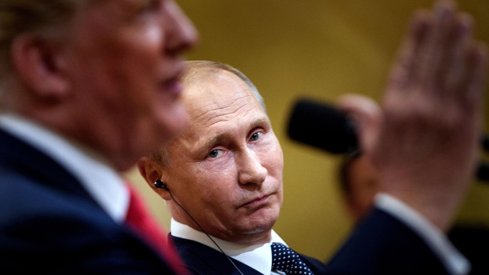 Kremlchef Wladimir Putin muss sich beißenden Spott von einem US-Senator gefallen lassen. US-Präsident Donald Trump bezeichnete Putin nun derweil als „schwierig“. (Archivbild)