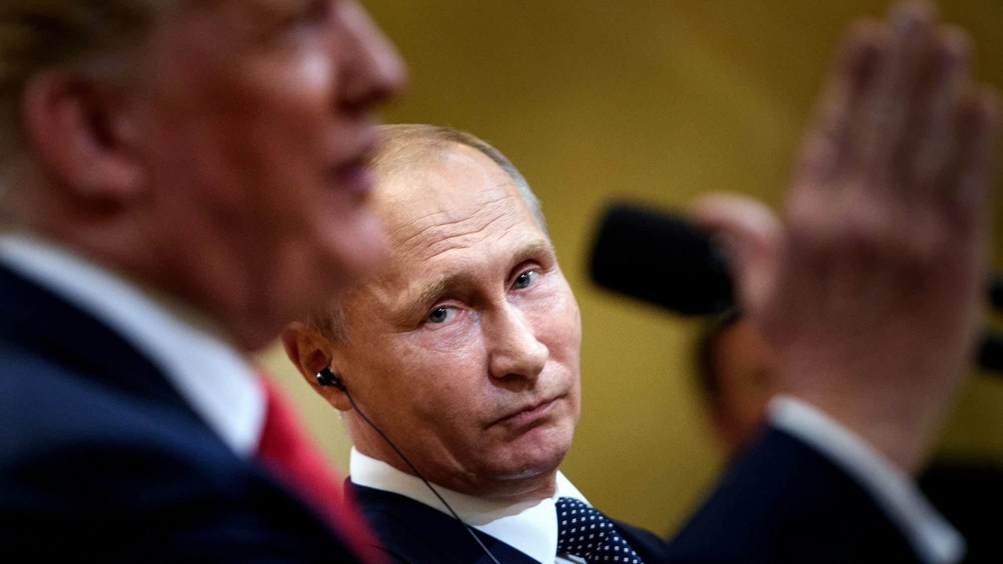 Kremlchef Wladimir Putin muss sich beißenden Spott von einem US-Senator gefallen lassen. US-Präsident Donald Trump bezeichnete Putin nun derweil als „schwierig“. (Archivbild)