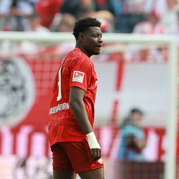 1. FC Köln vs. Kaiserslautern, 34. Spieltag, 18.05.2025, 15.30 Uhr, Ragnar Ache (Lautern), Bild: Herbert Bucco