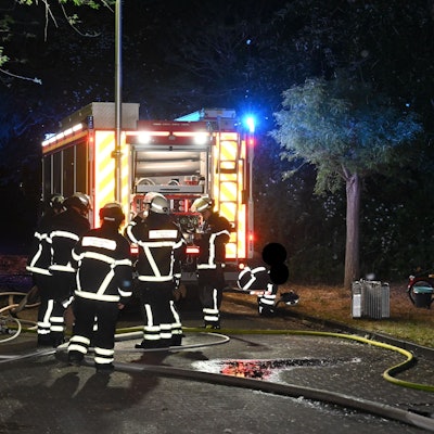 In Alt Hürth hat es im Wald gebrannt.