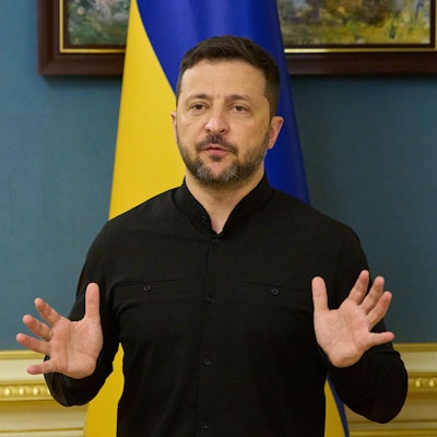 19.05.2025, Ukraine, Kiew: Der ukrainische Präsident Volodymyr Zelenskyy spricht während eines Pressebriefings. Foto: Efrem Lukatsky/AP/dpa +++ dpa-Bildfunk +++