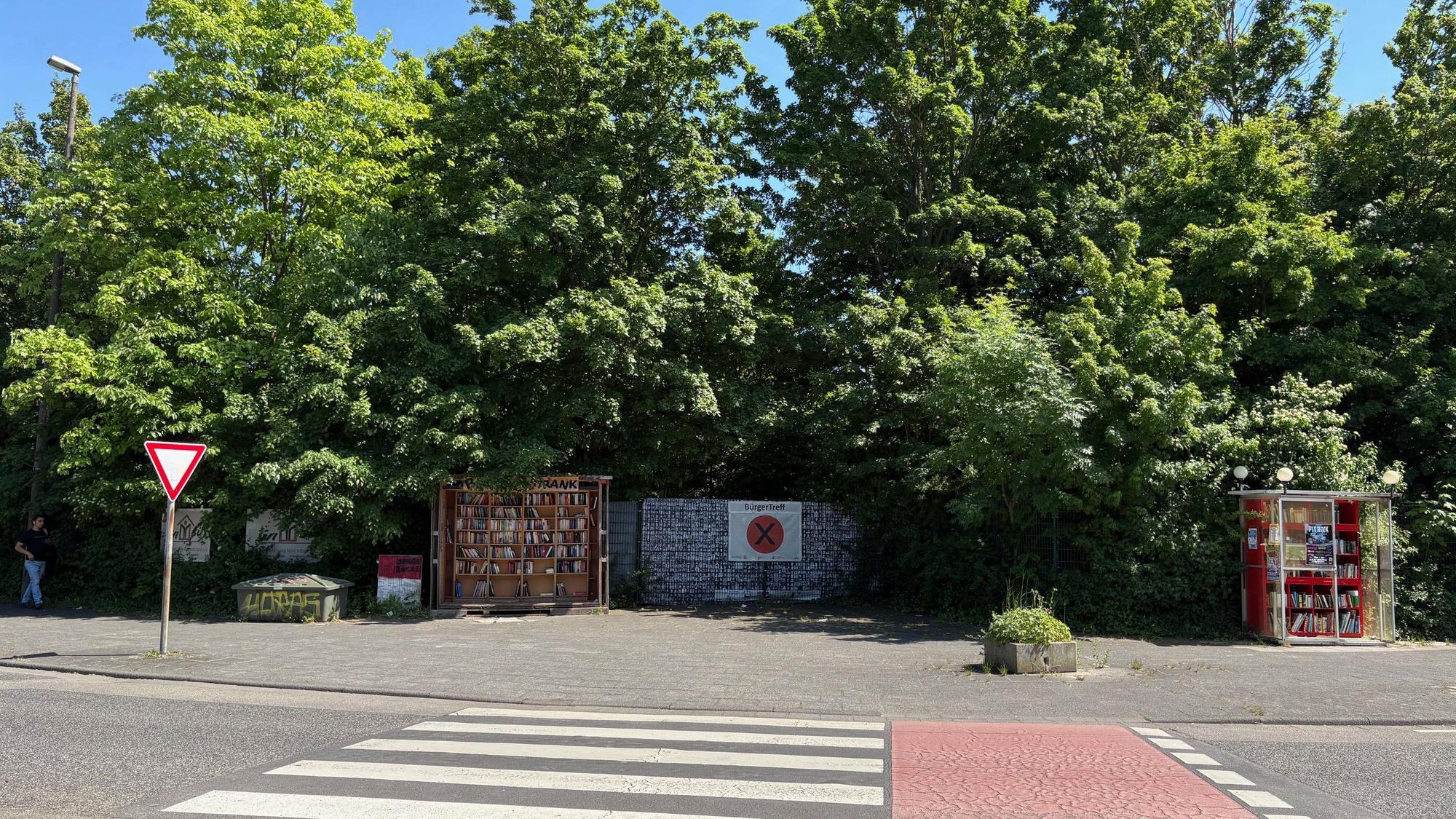 Der neue Quartiersplatz Ecke Eygelshovener und Sürther Straße soll größer geplant werden.