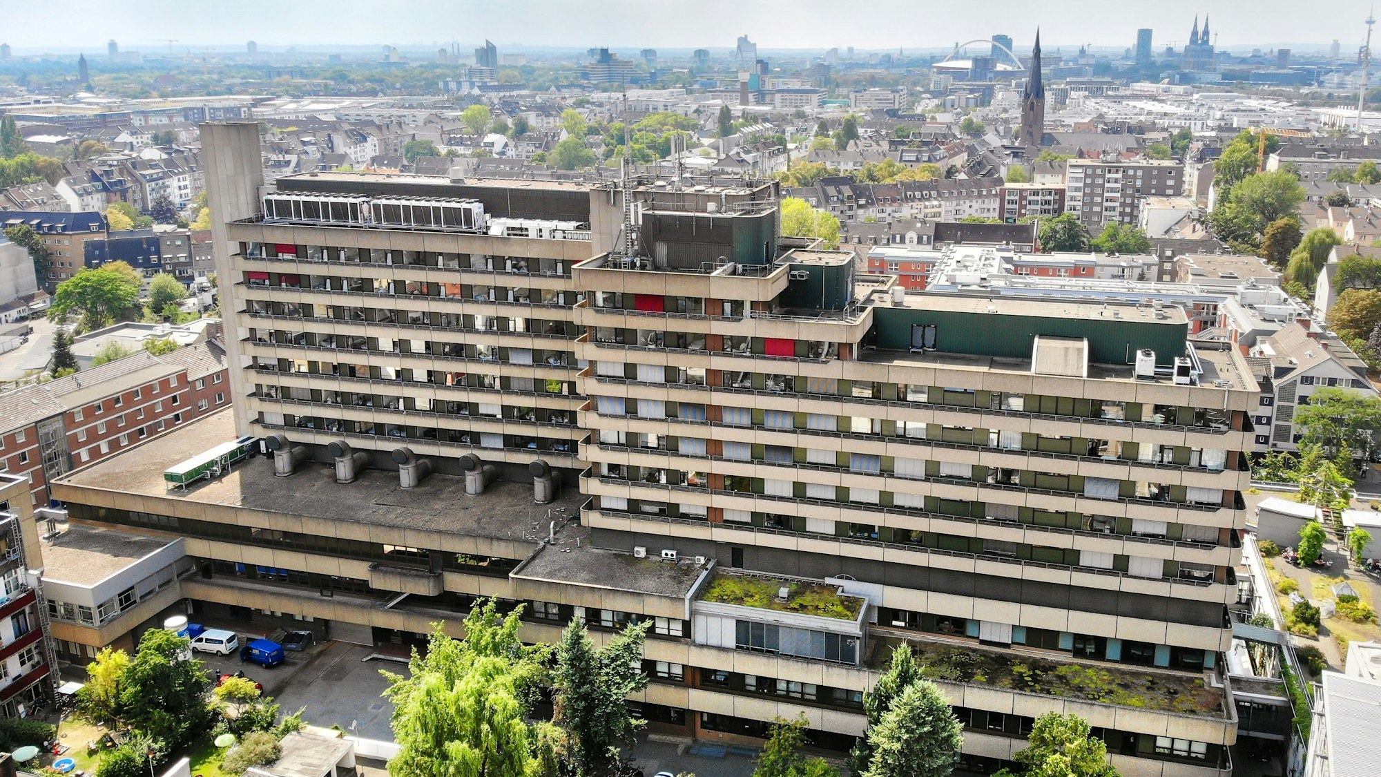 Das Evangelische Krankenhaus Kalk an der Buchforststraße 2.
