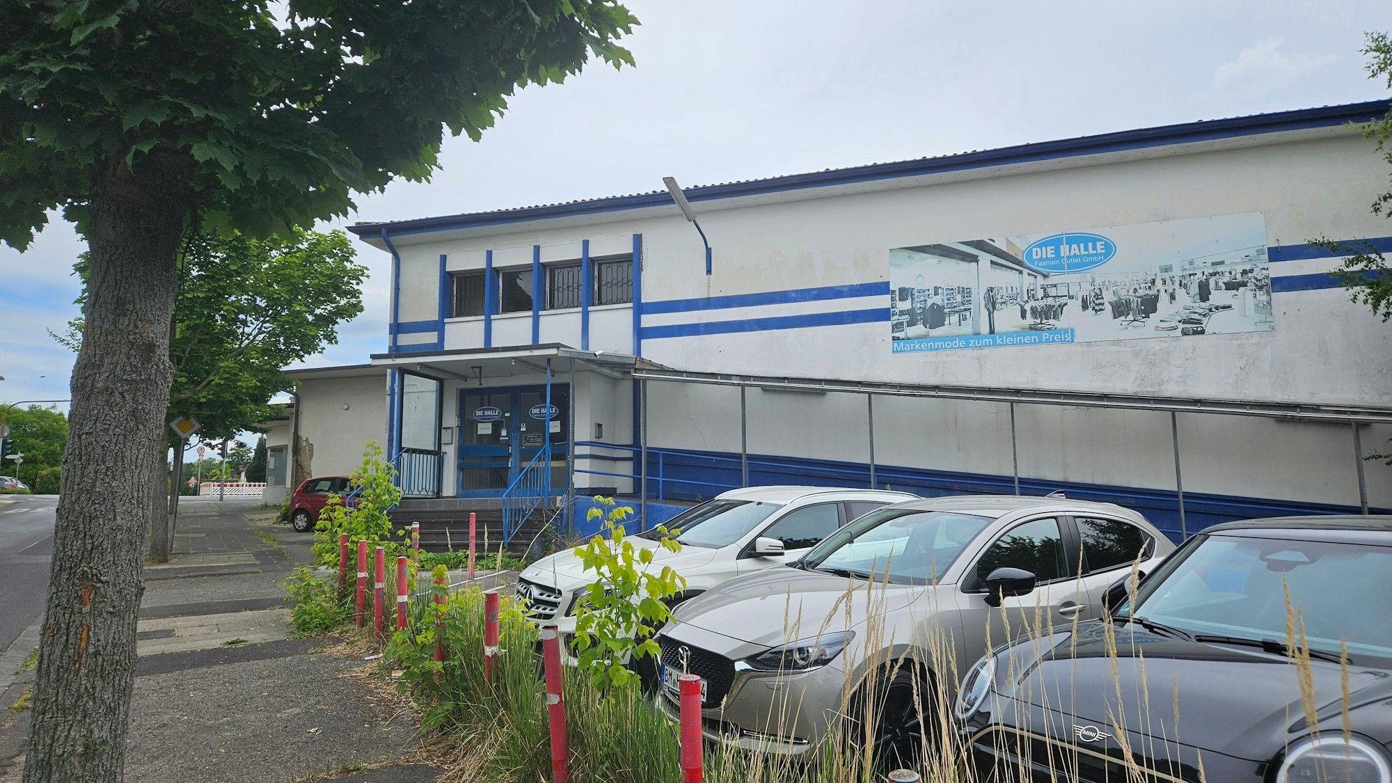 Zu sehen ist ein früheres Kino in Bergheim