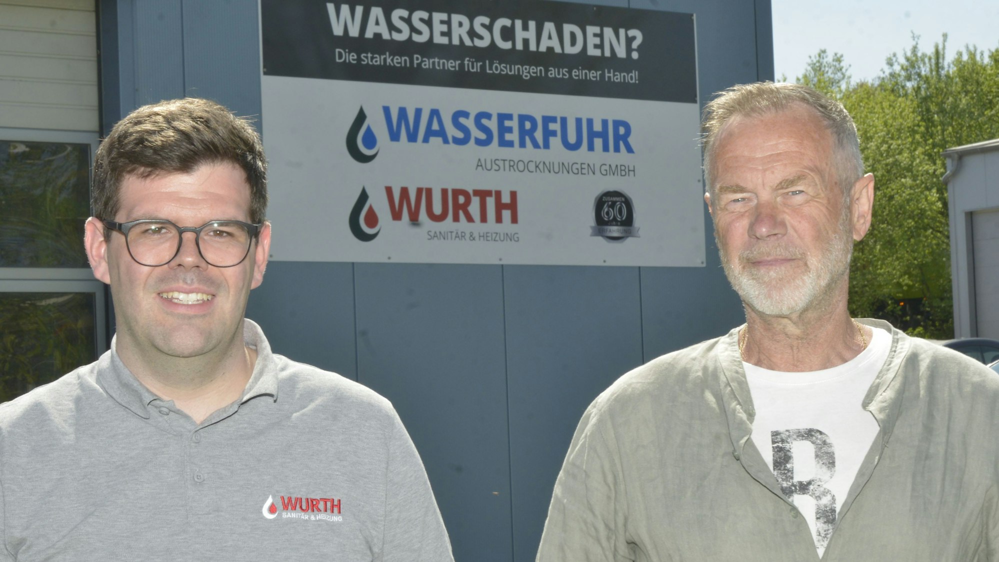 Stabwechsel in Wipperfürth: Der Firmengründer Wilfried Wasserfuhr (rechts) hat sein Unternehmen an Sebastian Wurth übergeben.