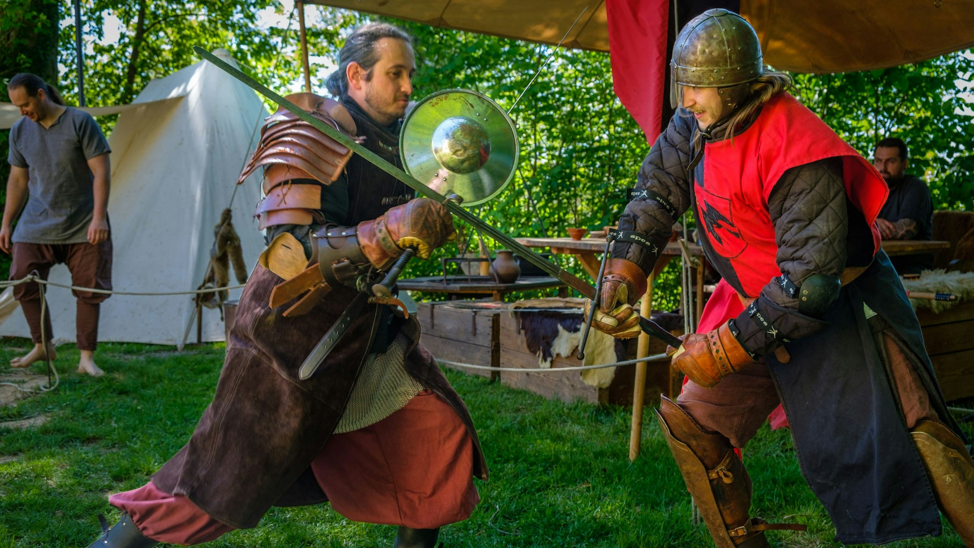 Zwei Ritter im Kampf.