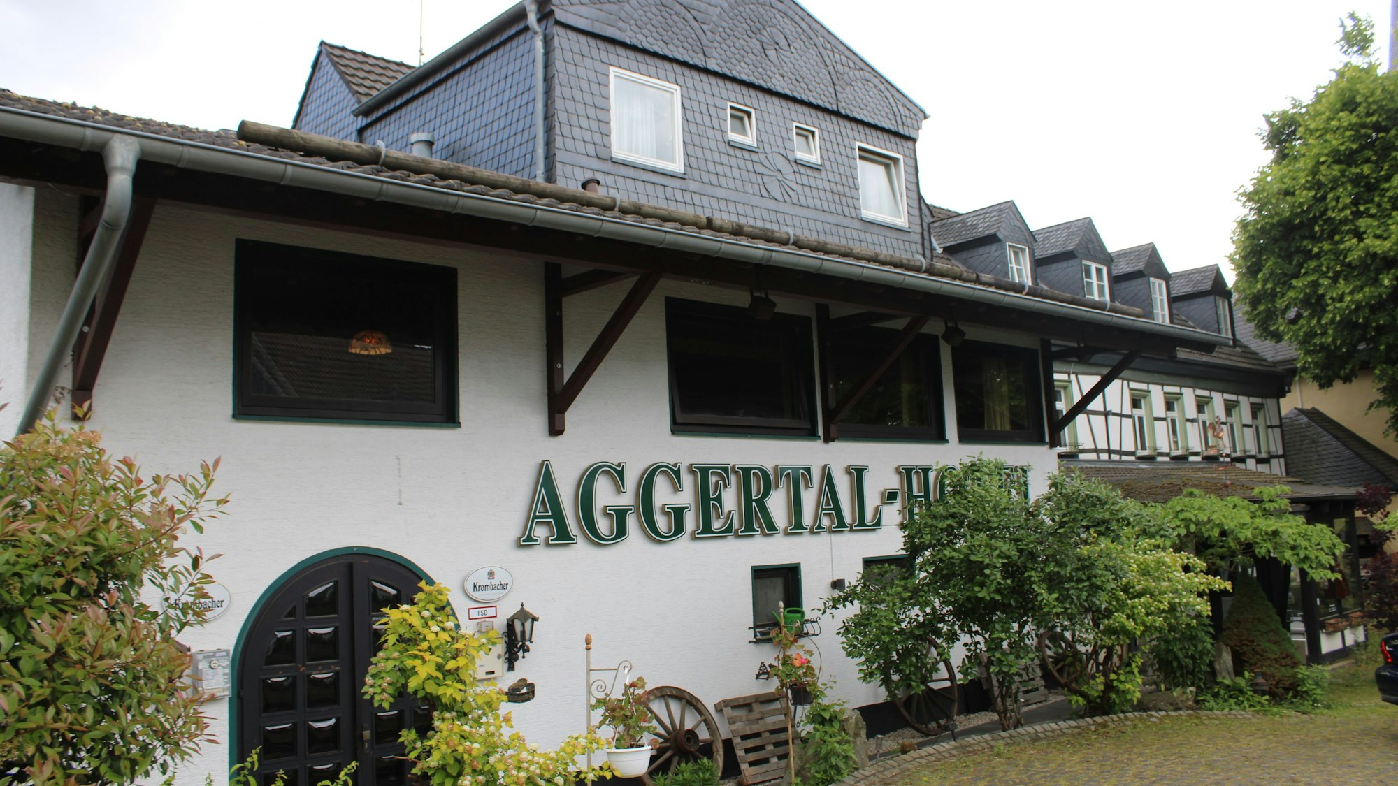 Zahlreichen Bewohnern des Aggertalhotels und des Hotels zur alten Linde in Wahlscheid hat die Stadt Lohmar mit Zwangsräumung gedroht.