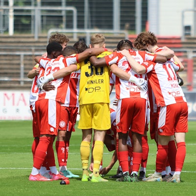 Fortuna Köln schwört sich vor dem letzten Spiel gegen Schalke II ein