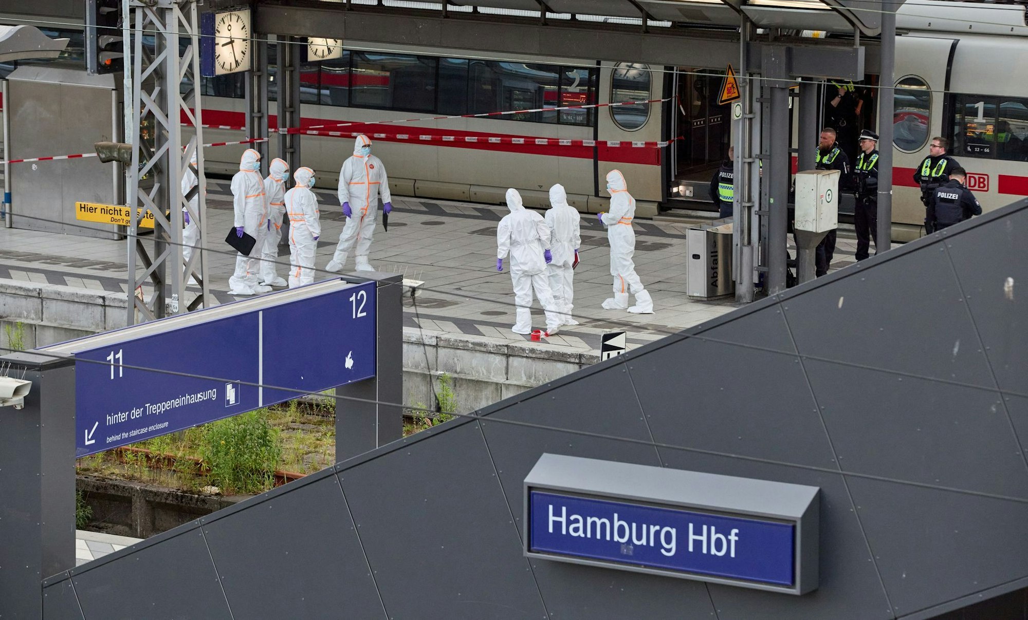 Die Polizei hat eine Frau unter Tatverdacht festgenommen.