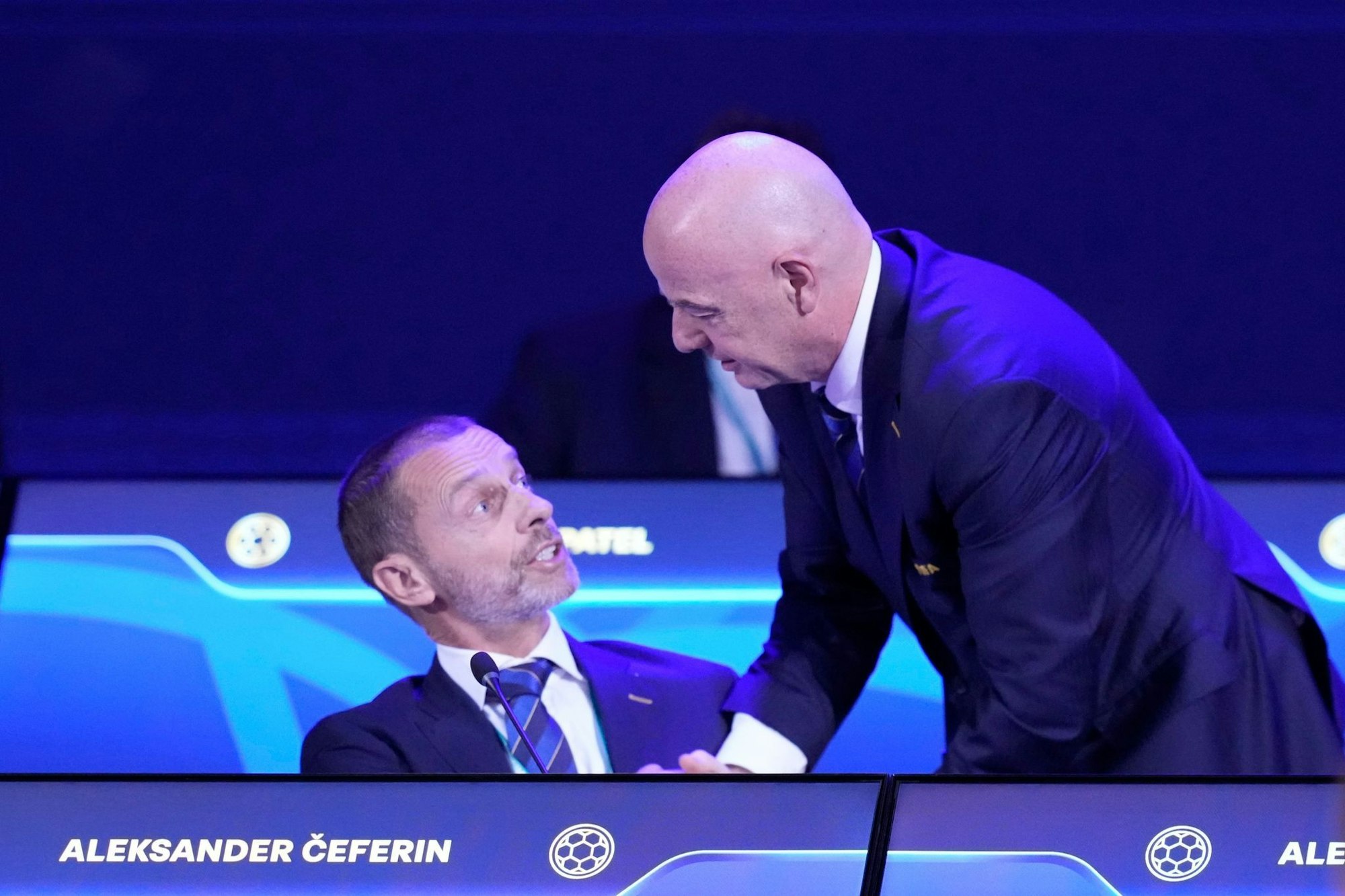 Kein Streit? UEFA-Präsident Ceferin (l) und FIFA-Boss Infantino in Asuncion.