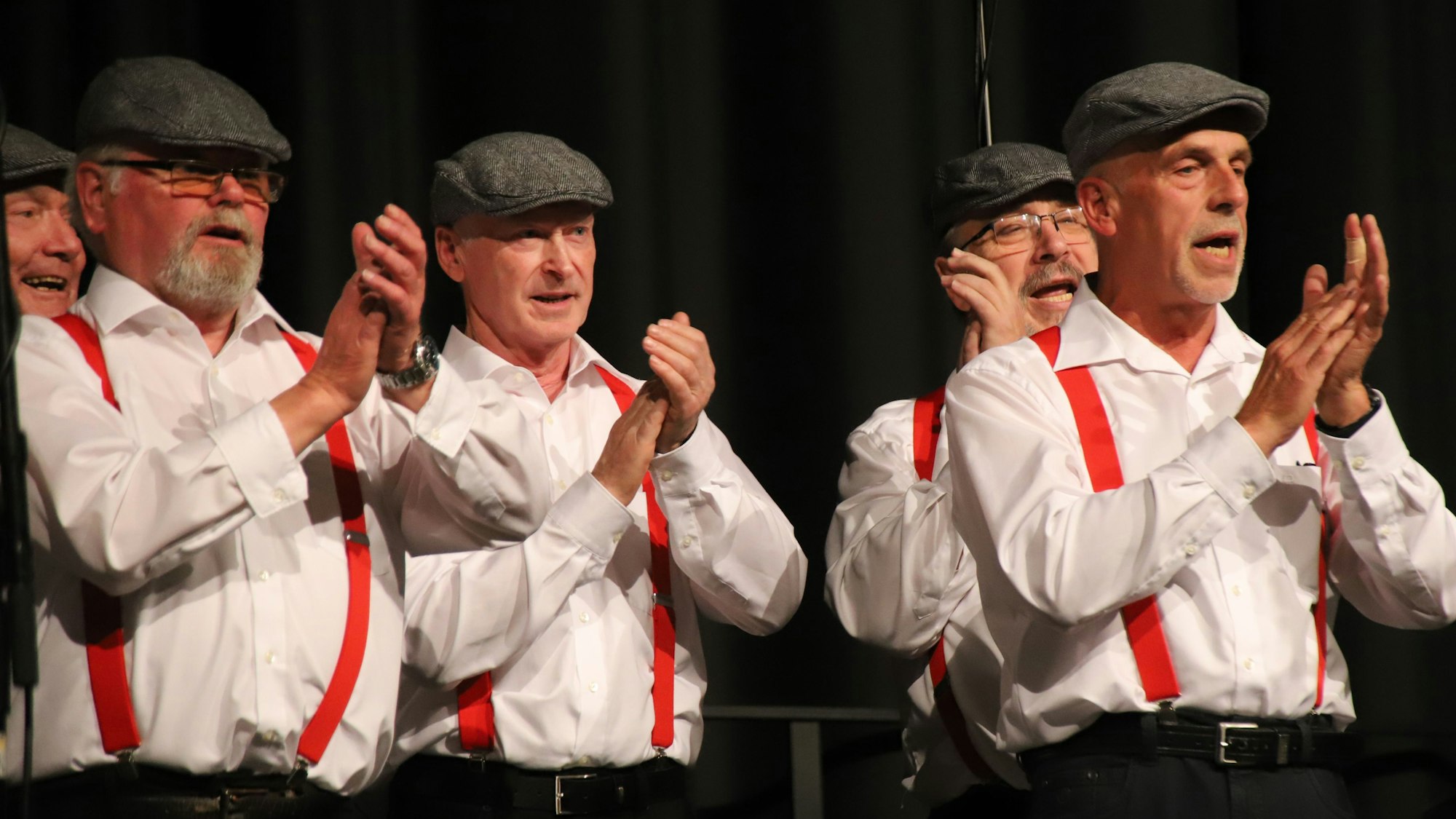 Der Quartettverein Heisterschoß stand am Sonntag auf der Bühne in der Halle Meiersheide.