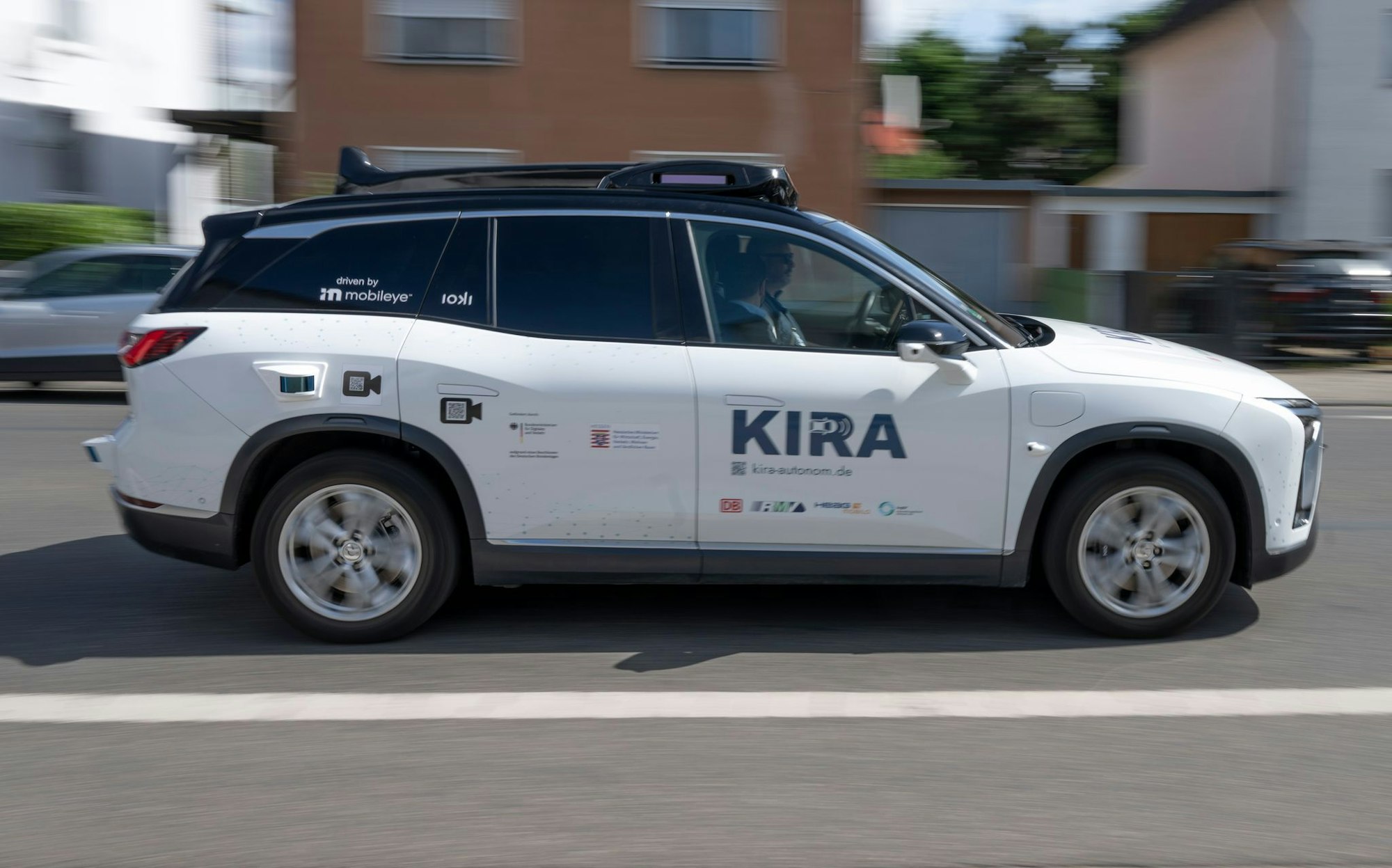 Per App können Fahrgäste Fahrten auf Abruf buchen.