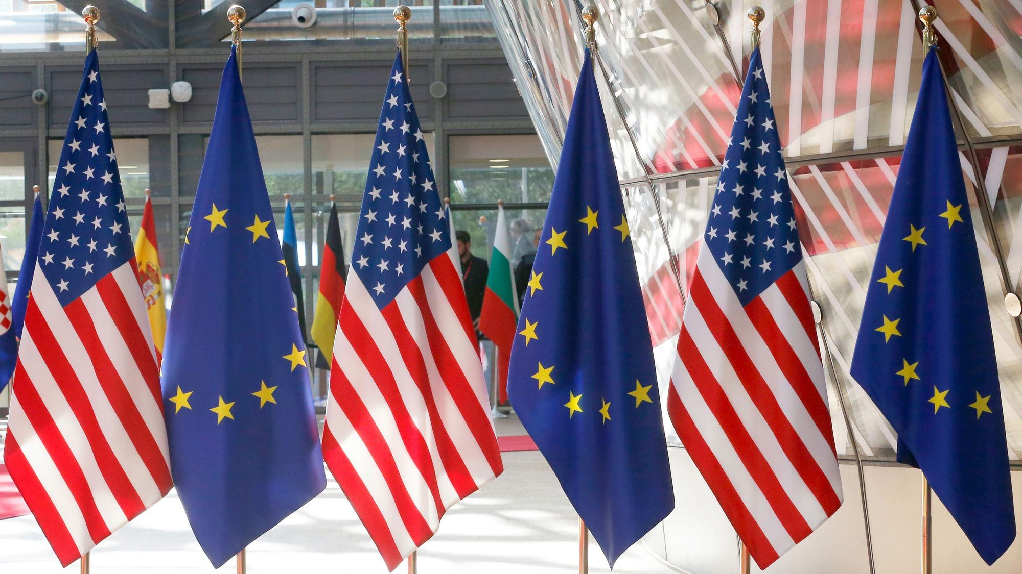 EU-Bürger unterstützen mögliche Gegenzölle. Vier Fünftel sind für EU-Zölle, wenn andere Länder höhere Abgaben einführen.