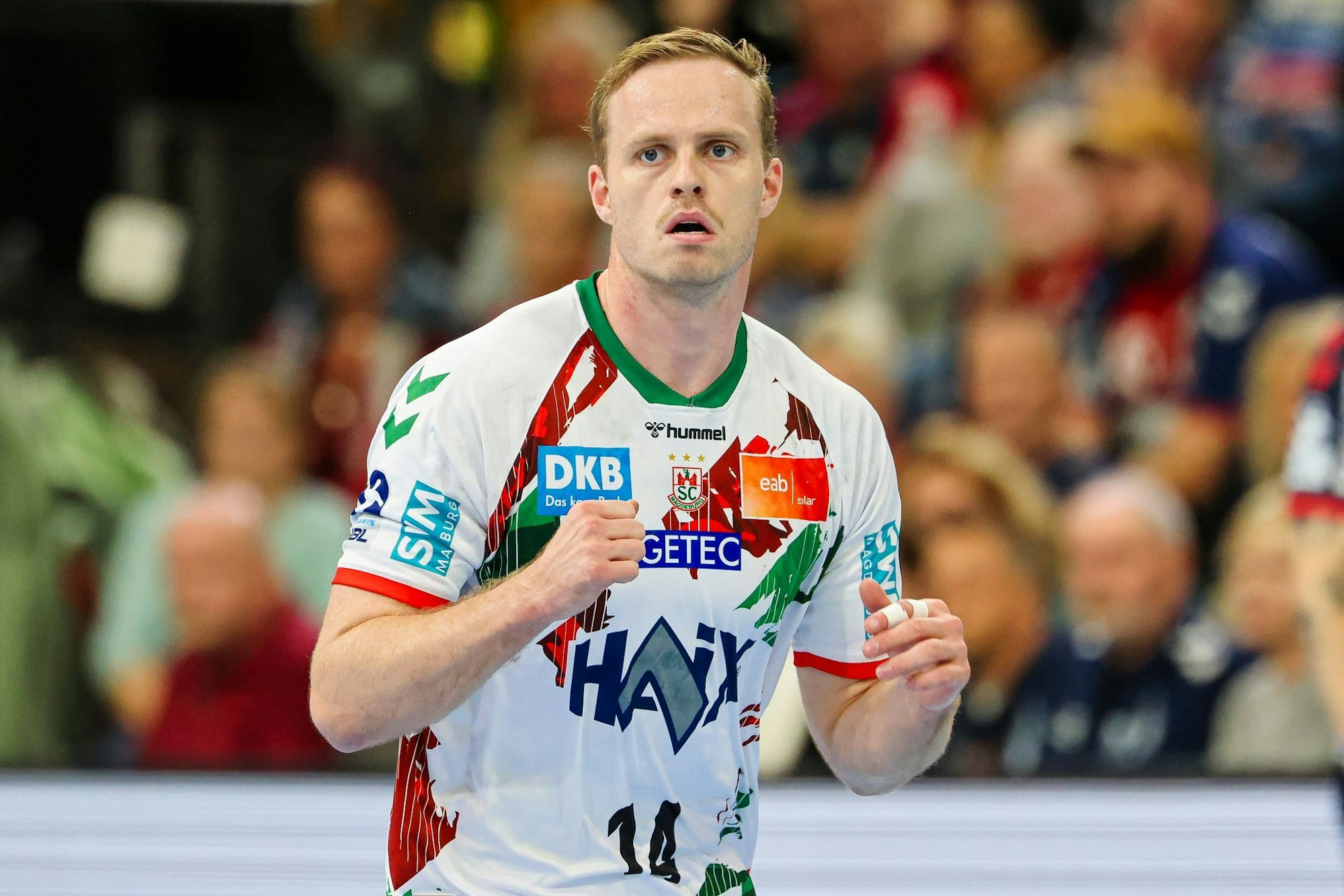 Der SC Magdeburg ließ sich beim HC Erlangen nicht überraschen und übernahm mit dem Sieg vorläufig die Tabellenführung in der Bundesliga.