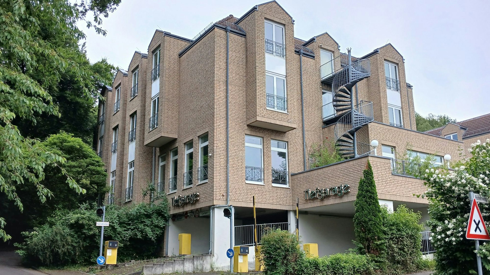 Leerstehendes Waldhotel Grunge in Siegburg-Kaldauen