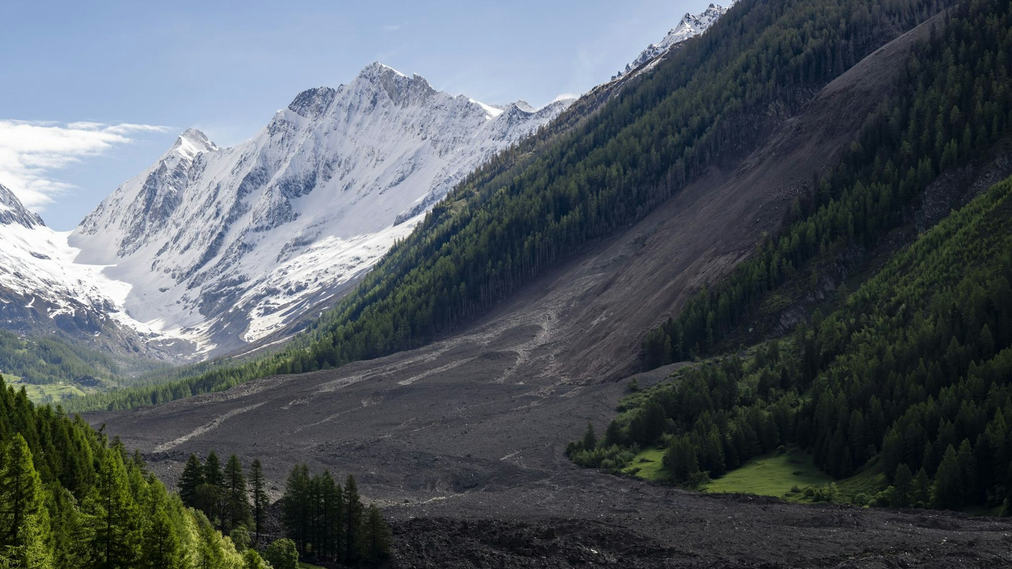 «Es sieht aus wie auf dem Mond», sagt ein Anwohner