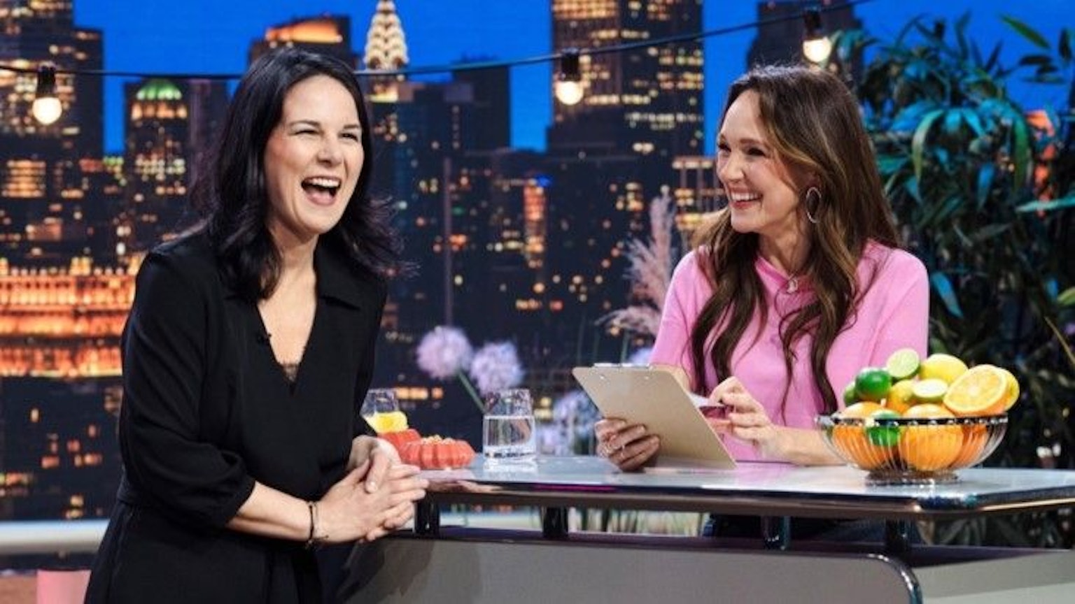 Ex-Außenministerin Annalena Baerbock in der „Carolin-Kebekus-Show“.