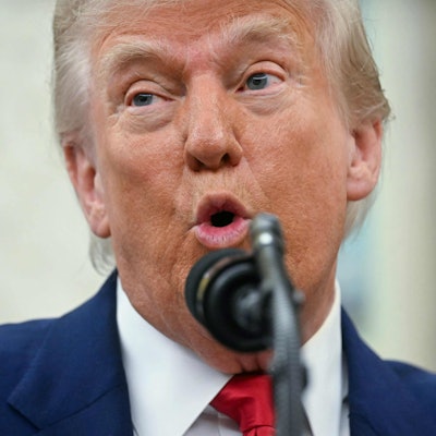 US-Präsident Donald Trump reagiert ungehalten auf die Frage, was er vom Akronym „TACO“ hält. (Archivbild)