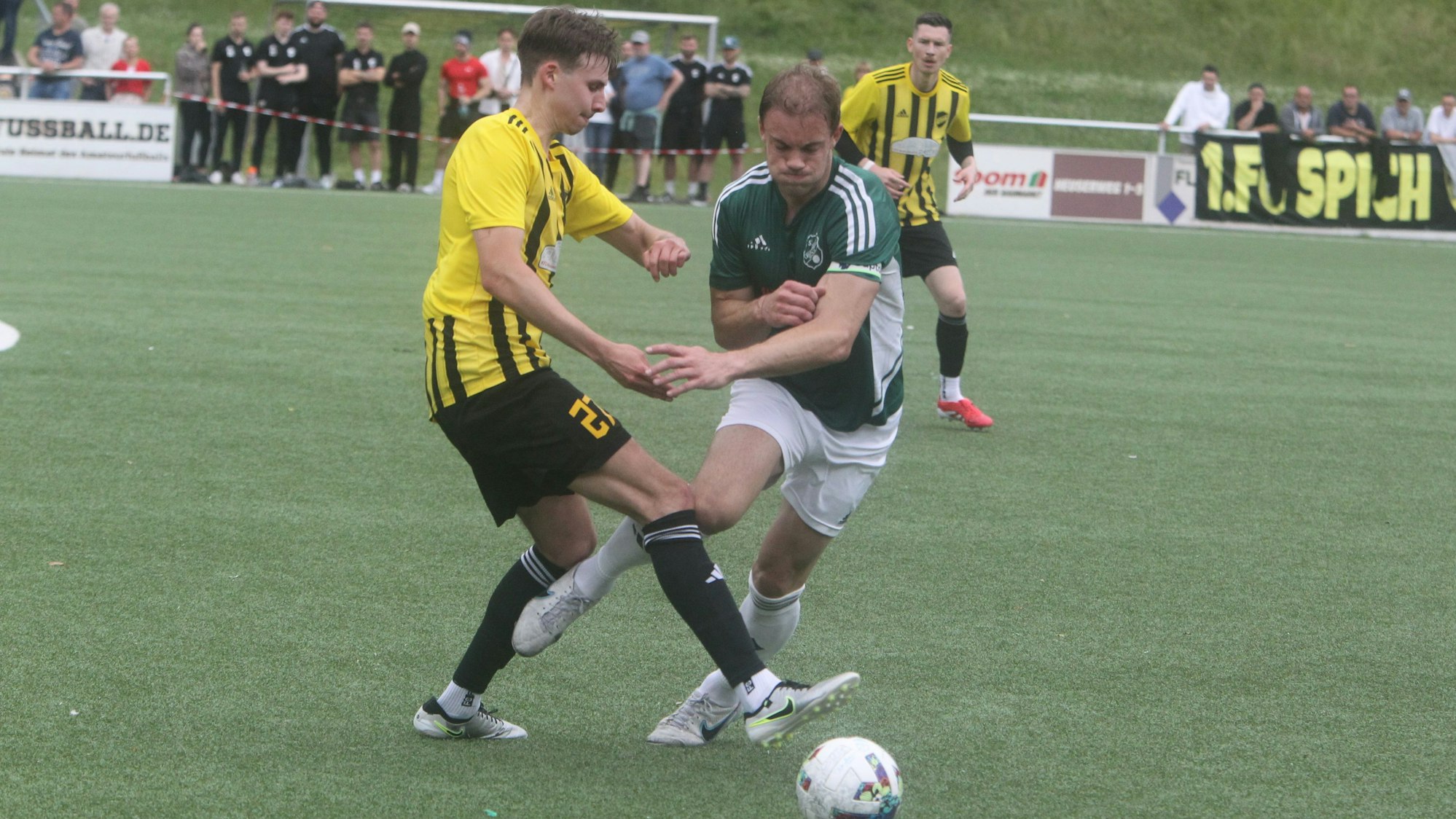 Fabian Ehrenstein (rechts)