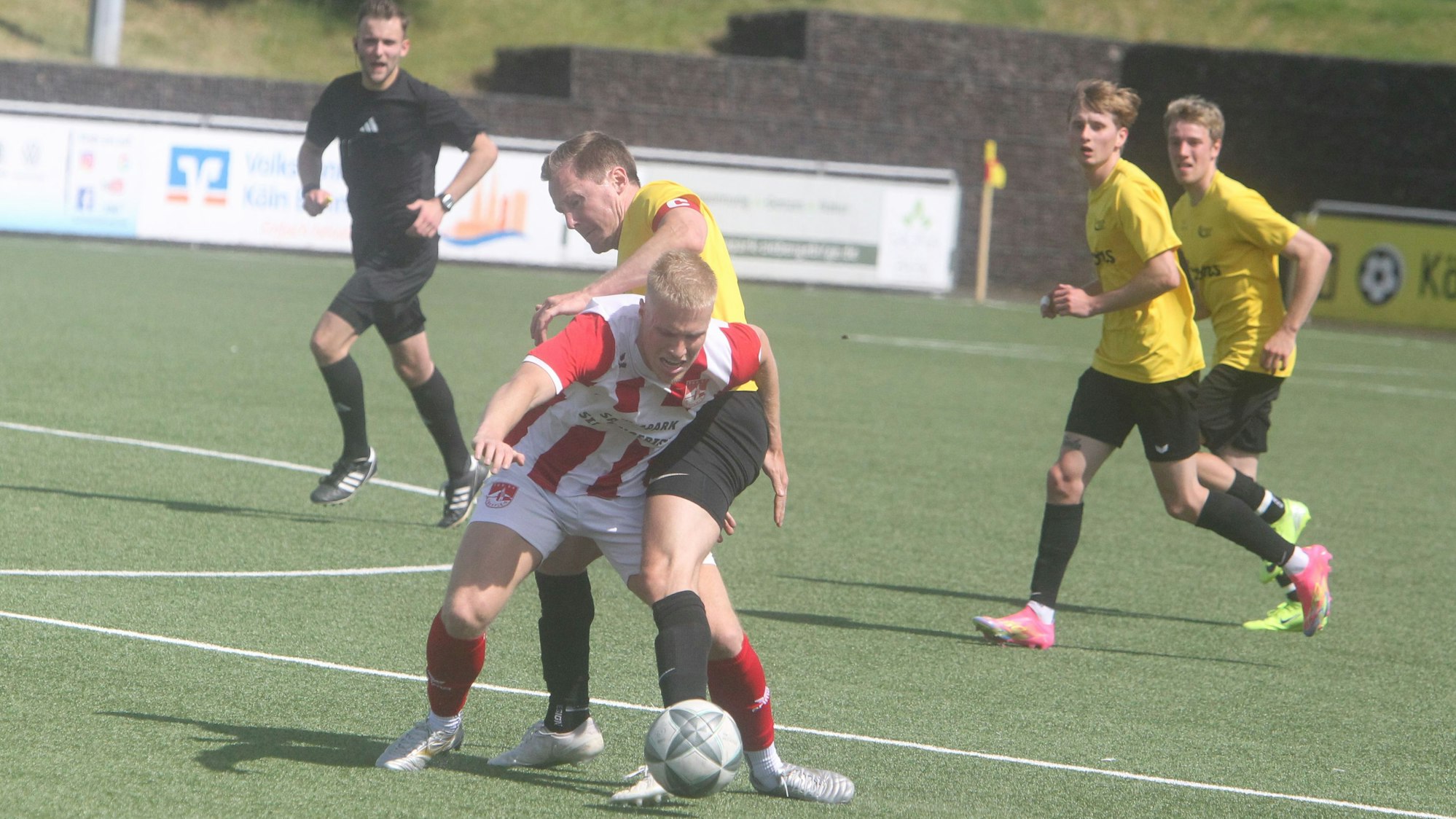 Voller Einsatz für den TuS Oberpleis: Jan Lucas Mowitz.