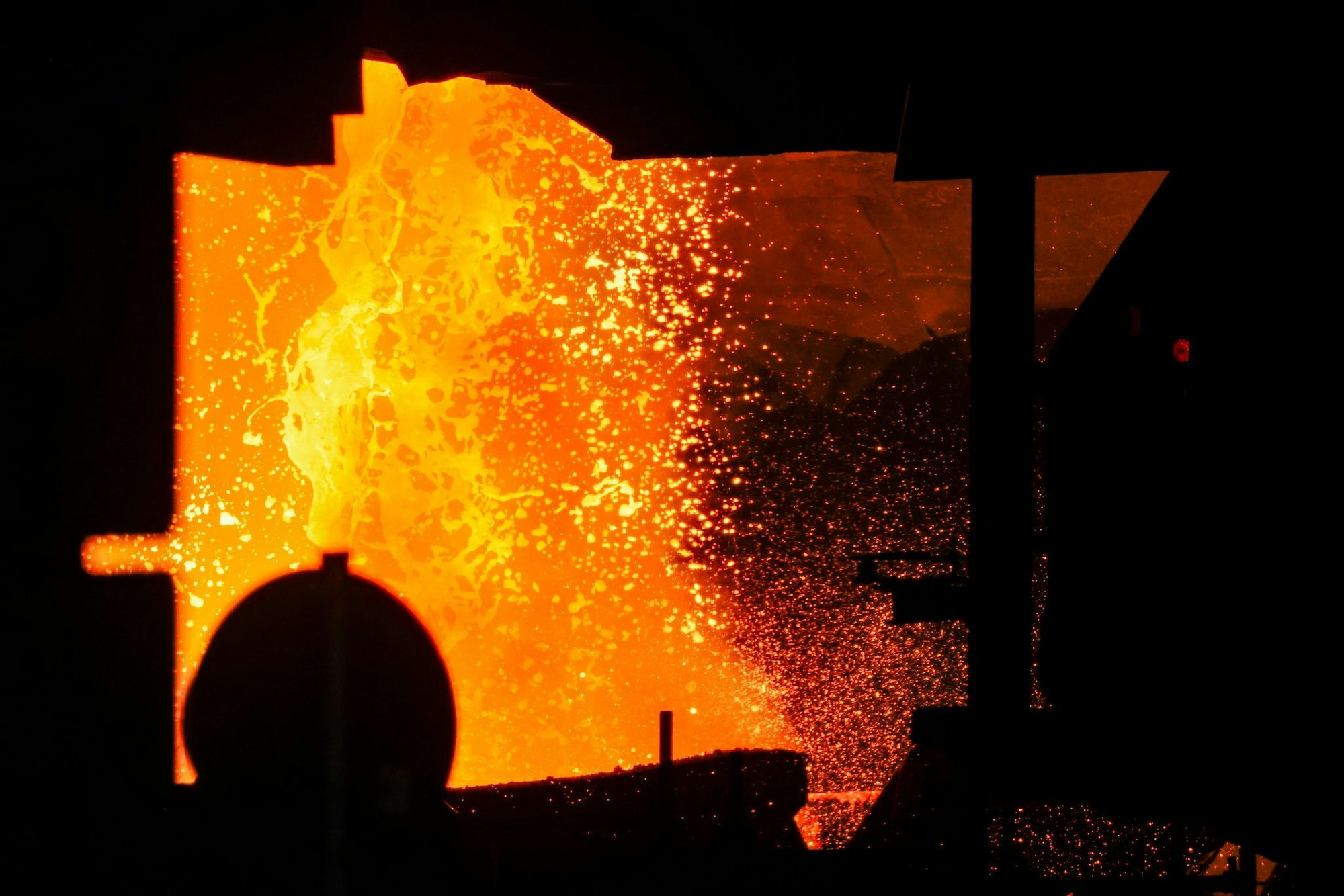 Thyssenkrupp will laut einem Medienbericht schnell Sozialplan-Verhandlungen für den geplanten Stellenabbau.