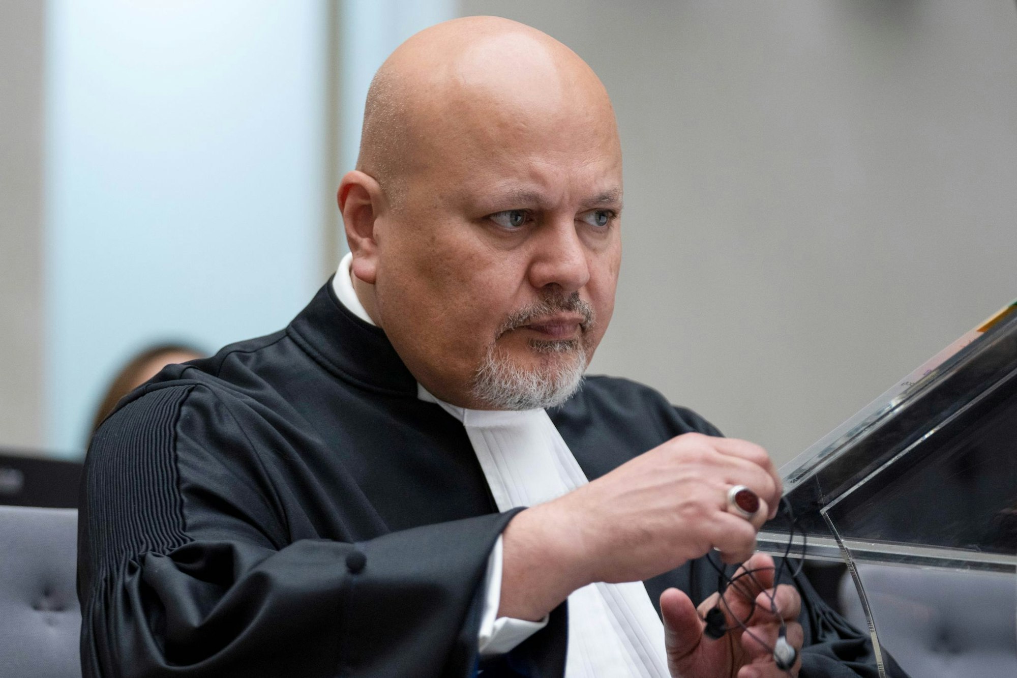 Microsoft war wegen der Blockade des E-Mail-Kontos des Chefanklägers des Internationalen Strafgerichtshofs, Karim Khan, zunehmend in die Schusslinie geraten.