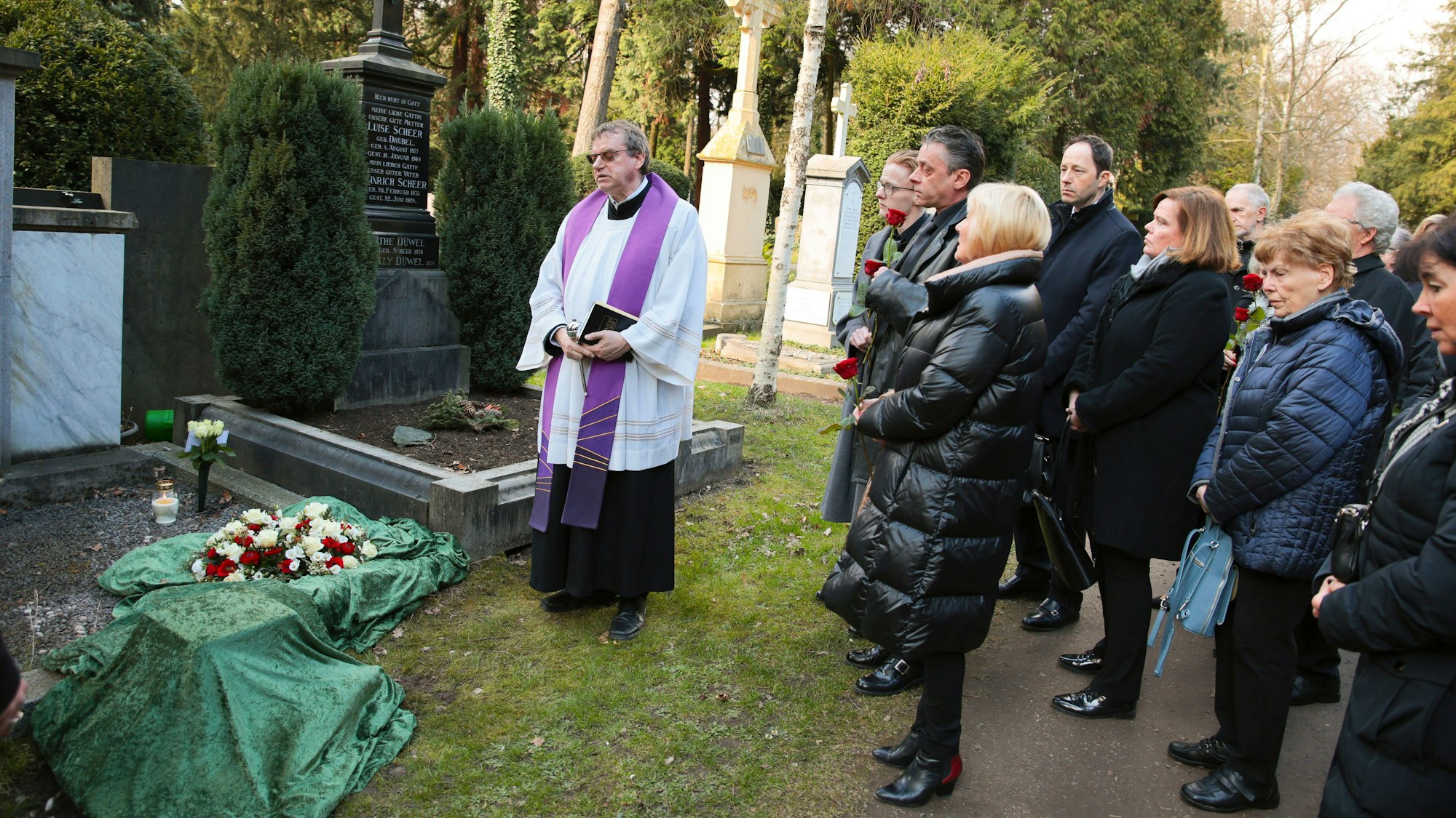 Beerdigung von Günter Dykmanns auf dem Melaten-Friedhof.