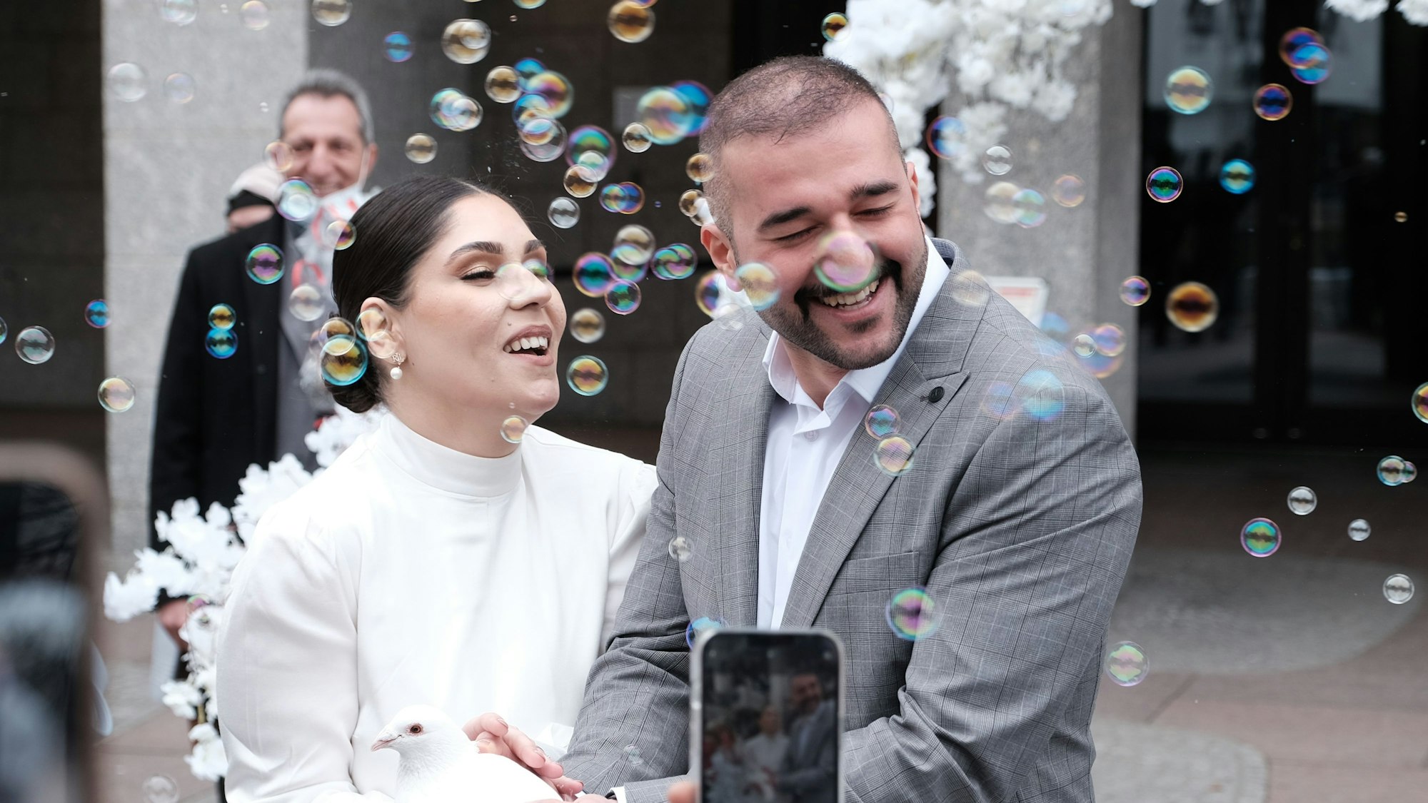 Hochzeit im Historischen Rathaus von Köln.