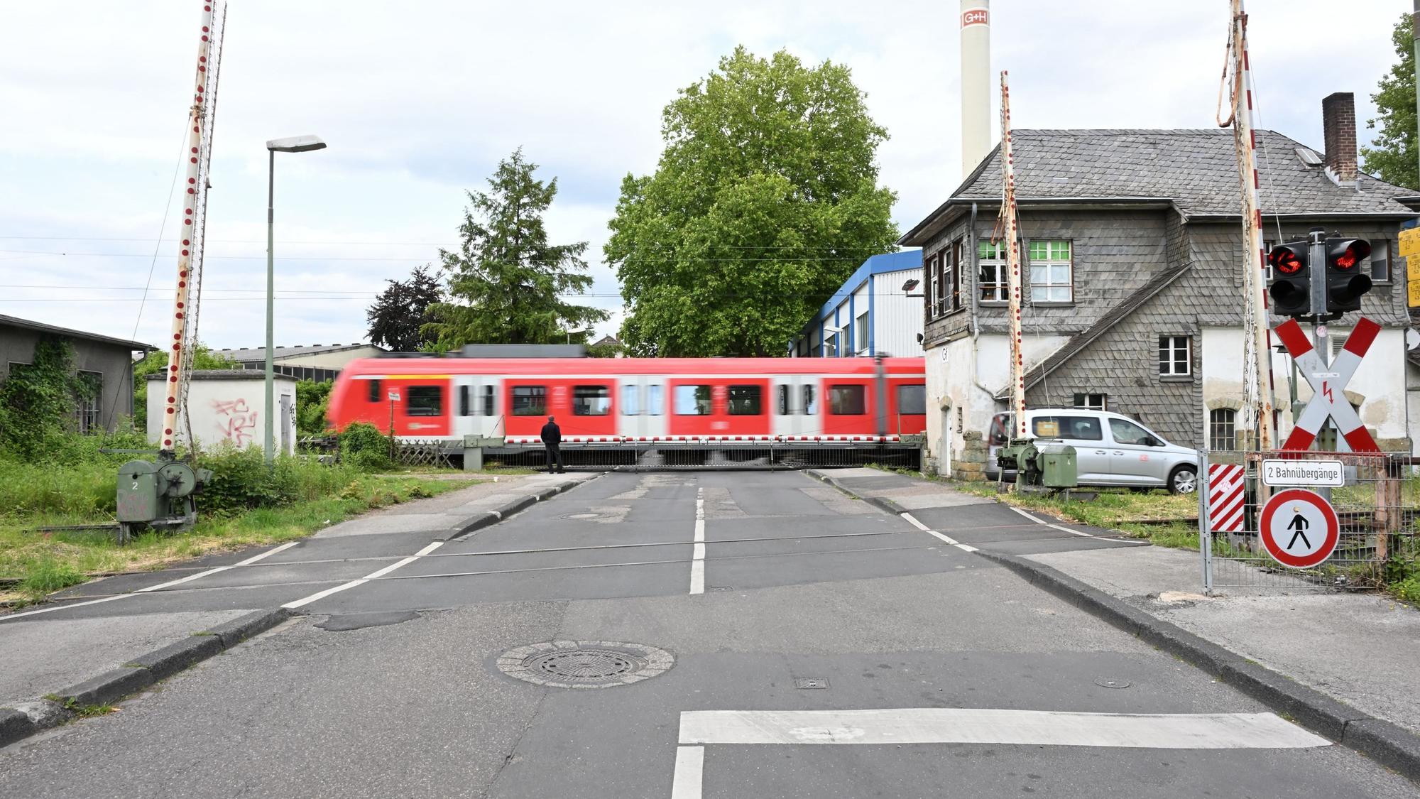 Der Bahnübergang Tannenbergstraße