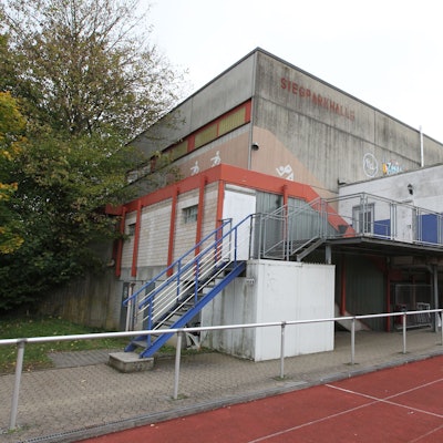 Die Siegparkhalle in Eitorf ist immer noch nicht für Vereine nutzbar. Archivfoto.