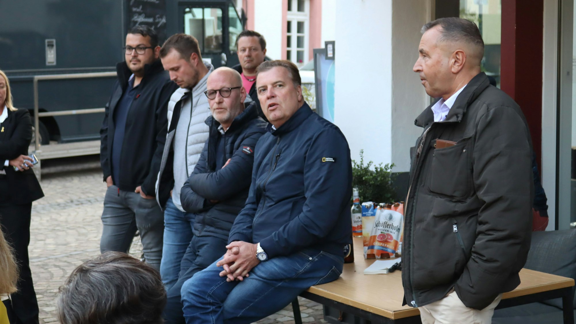 Marc Brucherseifer bei einem Donnerstagstreffen des Stadtmarketingvereins nach der Flutkatastrophe.