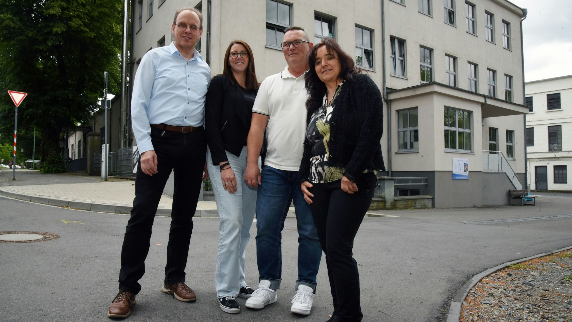 Das Foto zeigt das neue, vierköpfige Leitungsteam des Jugendamts in Wipperfürth.