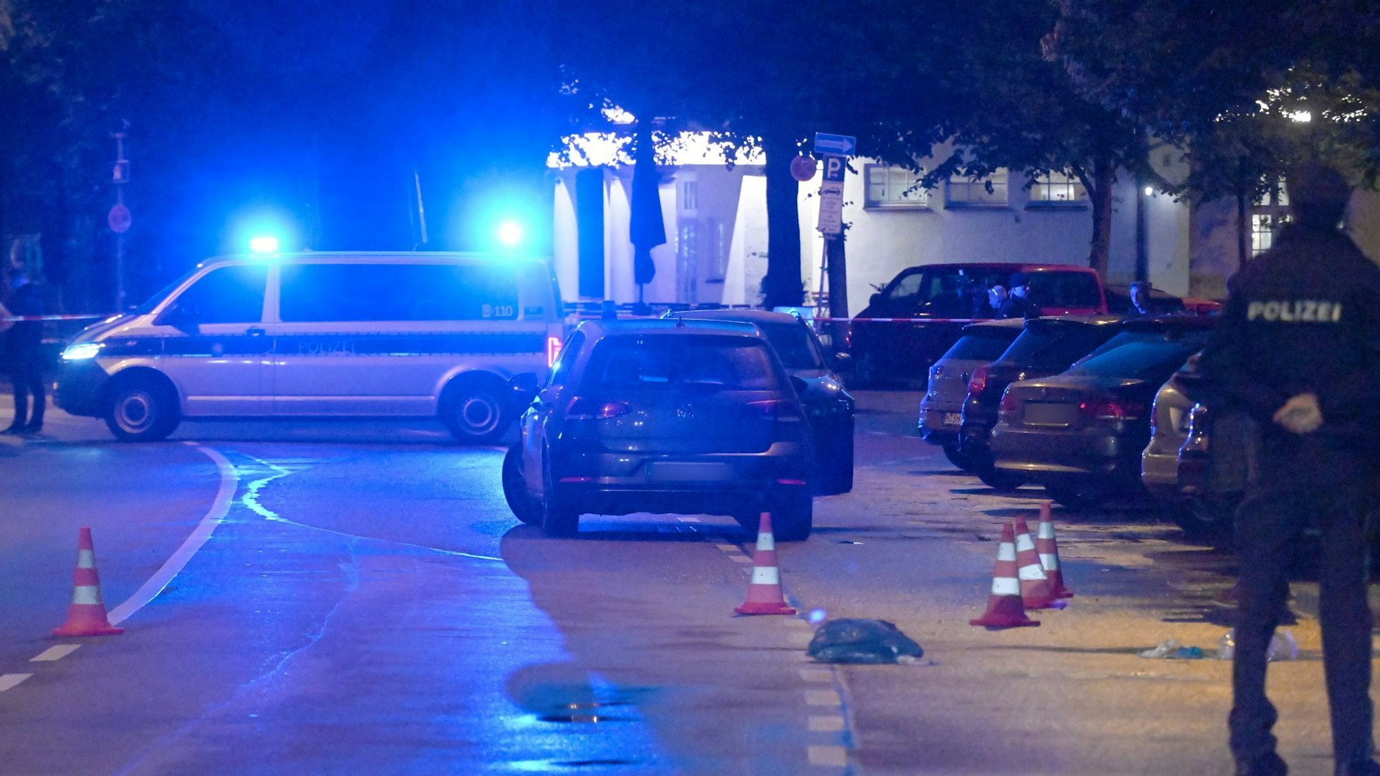 Die Polizei war für die Spurensicherung vor Ort.