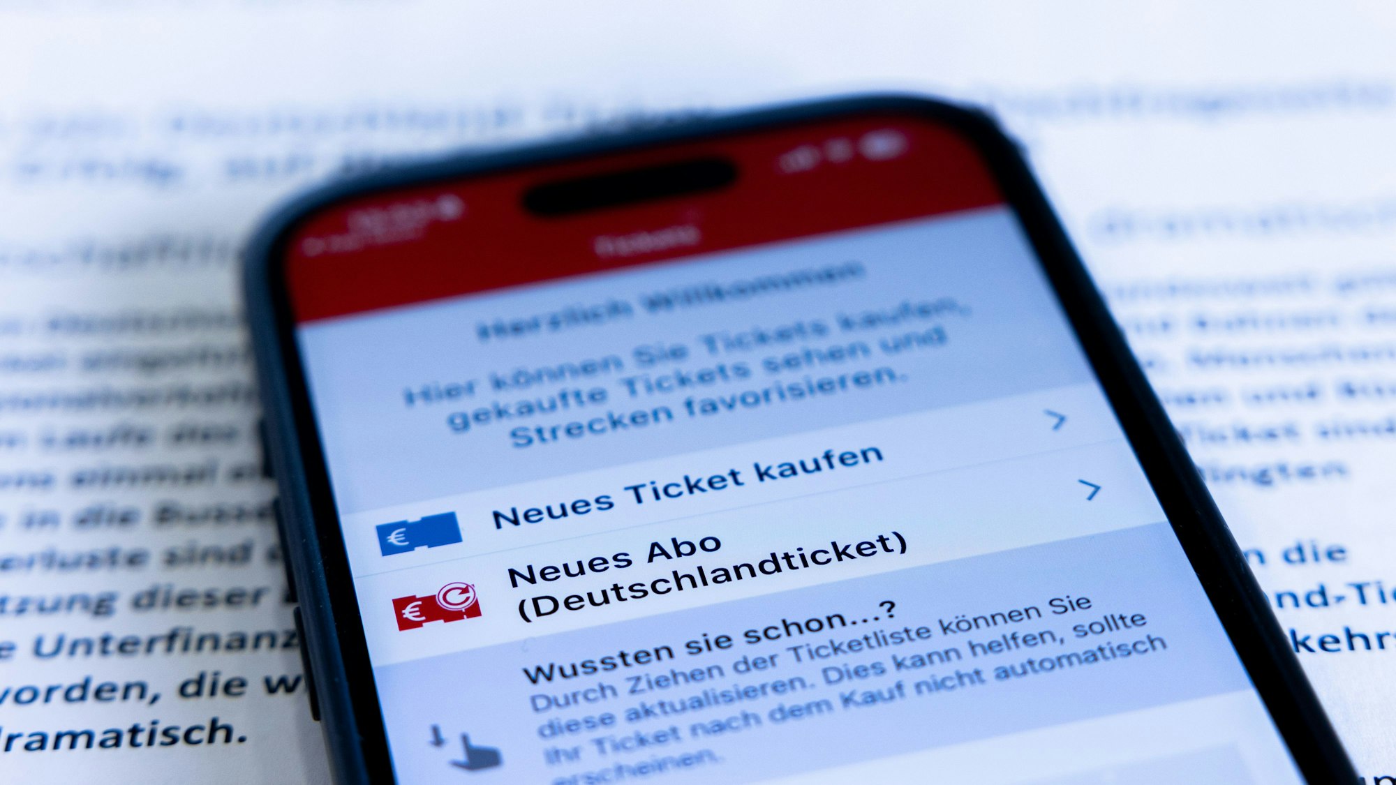 Das Deutschlandticket ist weiterhin sehr beliebt. (Archivbild)