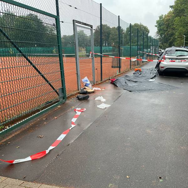 Der Tatort am Rande eines Sportplatzes am Freimersdorfer Weg.