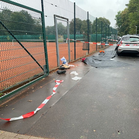 Der Tatort  am Rande eines Sportplatzes am Freimersdorfer Weg.
