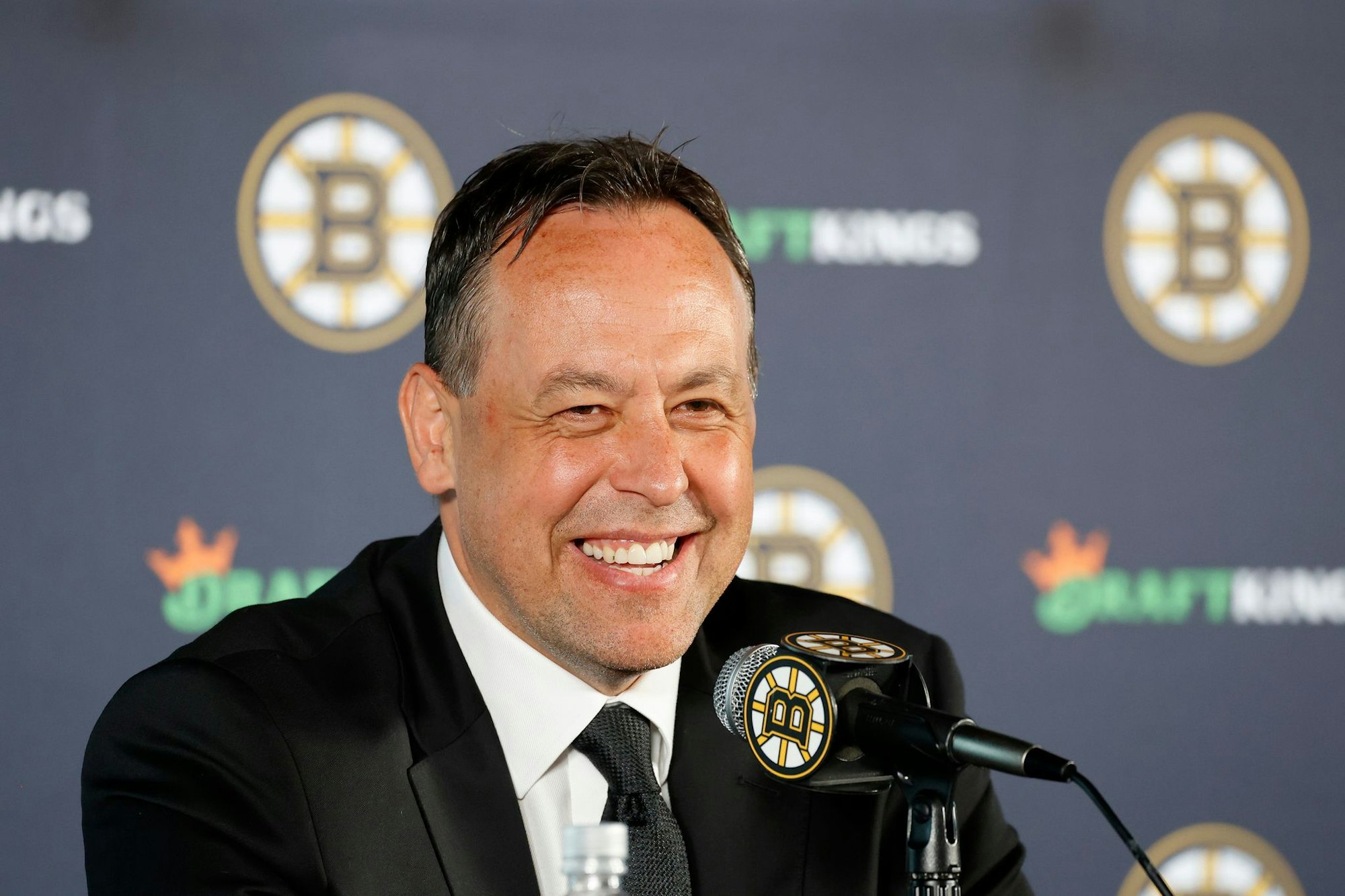 Marco Sturm ist der erste deutsche Trainer in der NHL.