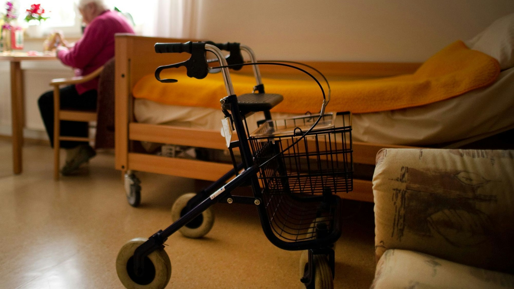 Struktur gibt Sicherheit: Ein geregelter Tagesrhythmus hilft besonders bei Demenz und kann das Einschlafen erleichtern.