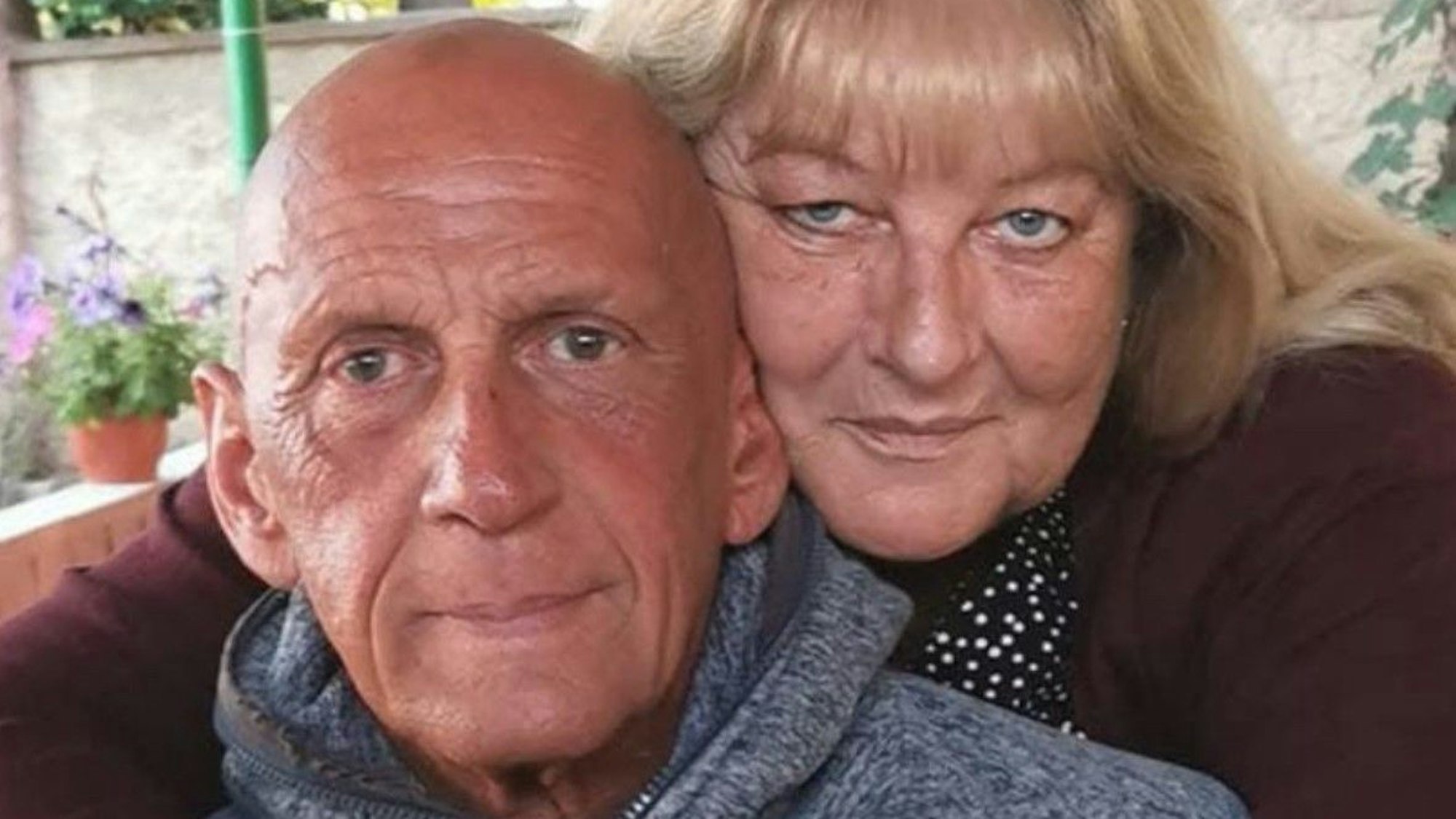 Auf dem Bild ist das Ehepaar Wolter zu sehen.