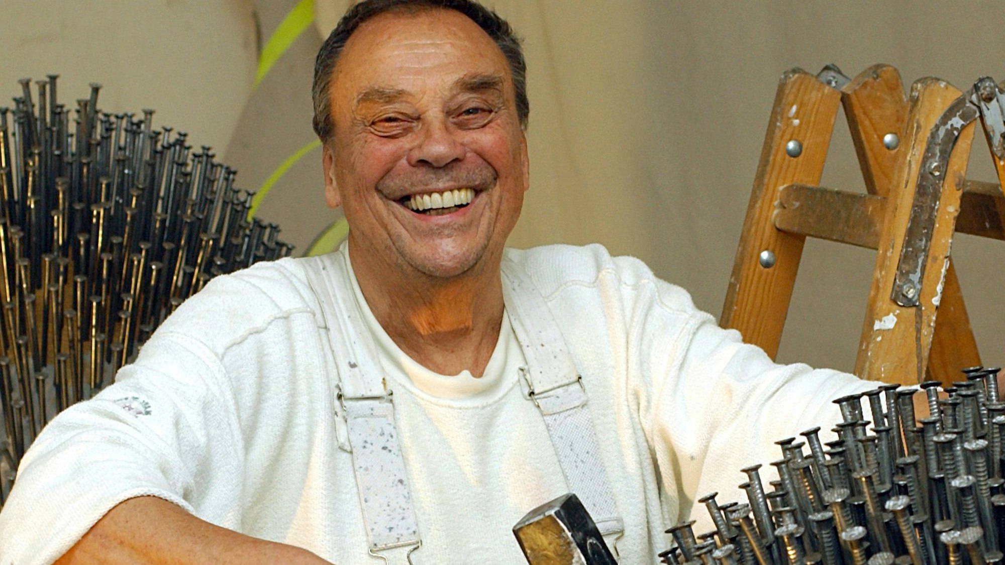 Bekannt wurde Günther Uecker für seine Nagelreliefs.