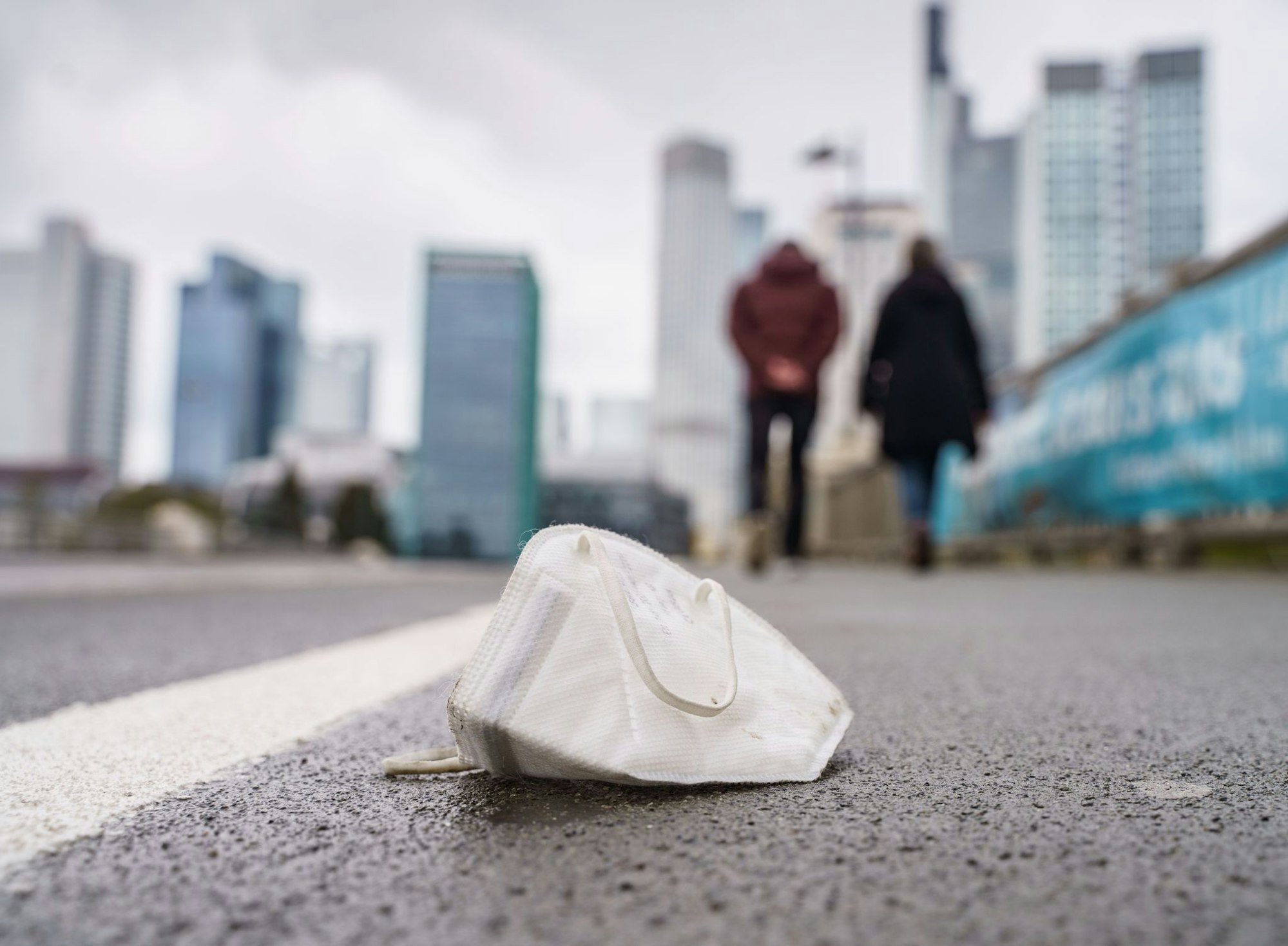 Einst Alltagsgegenstand, mittlerweile eher selten zu sehen: Masken zum Schutz gegen Corona.