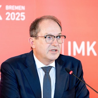 Alexander Dobrindt (CSU) unterstützt Israels Handeln im Iran.