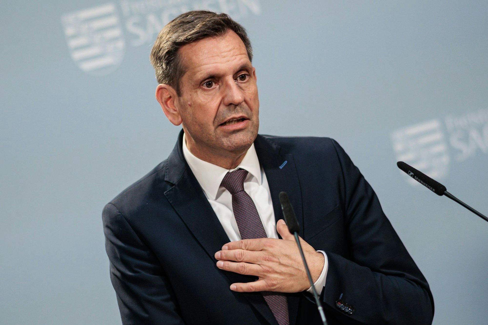 Olaf Lies fordert eine sozial gerechte Förderung für den Wechsel zur Wärmepumpe. (Archivbild)