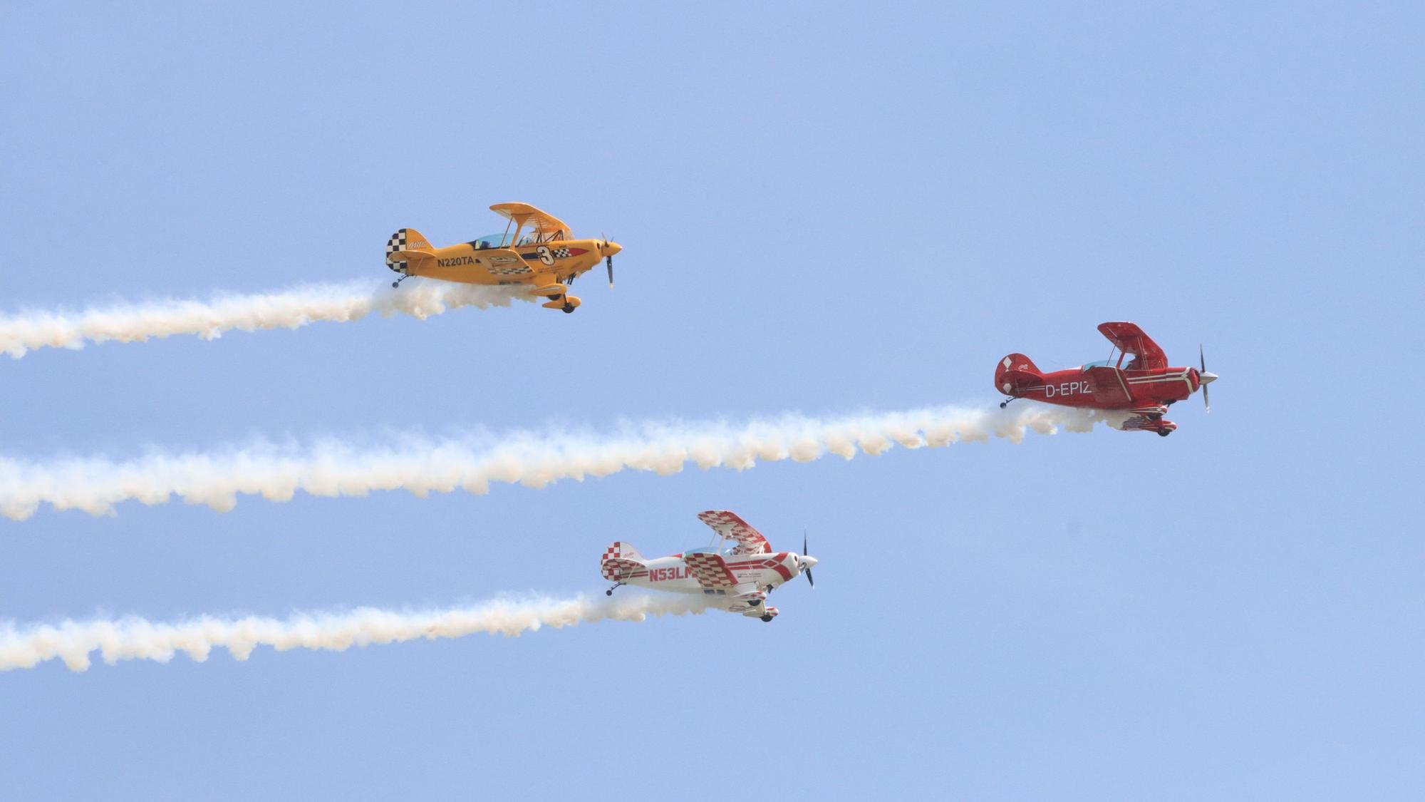 Die Flugvorführungen des Acro-Teams Meschede zählten zu den Höhepunkten des Luftsportfestes.