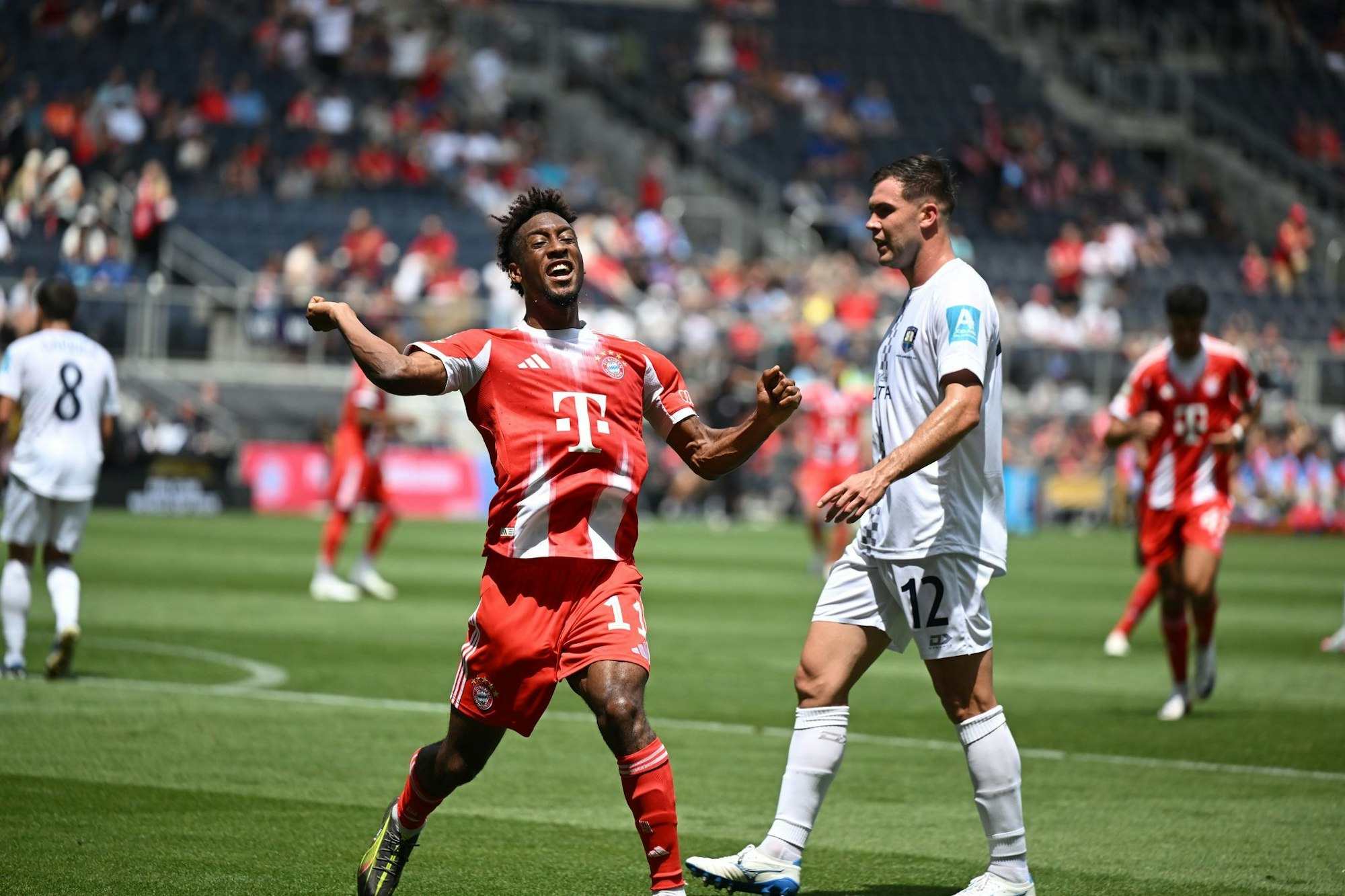 Der erste Torschütze der Club-WM: Kingsley Coman (l) bejubelt das 1:0.